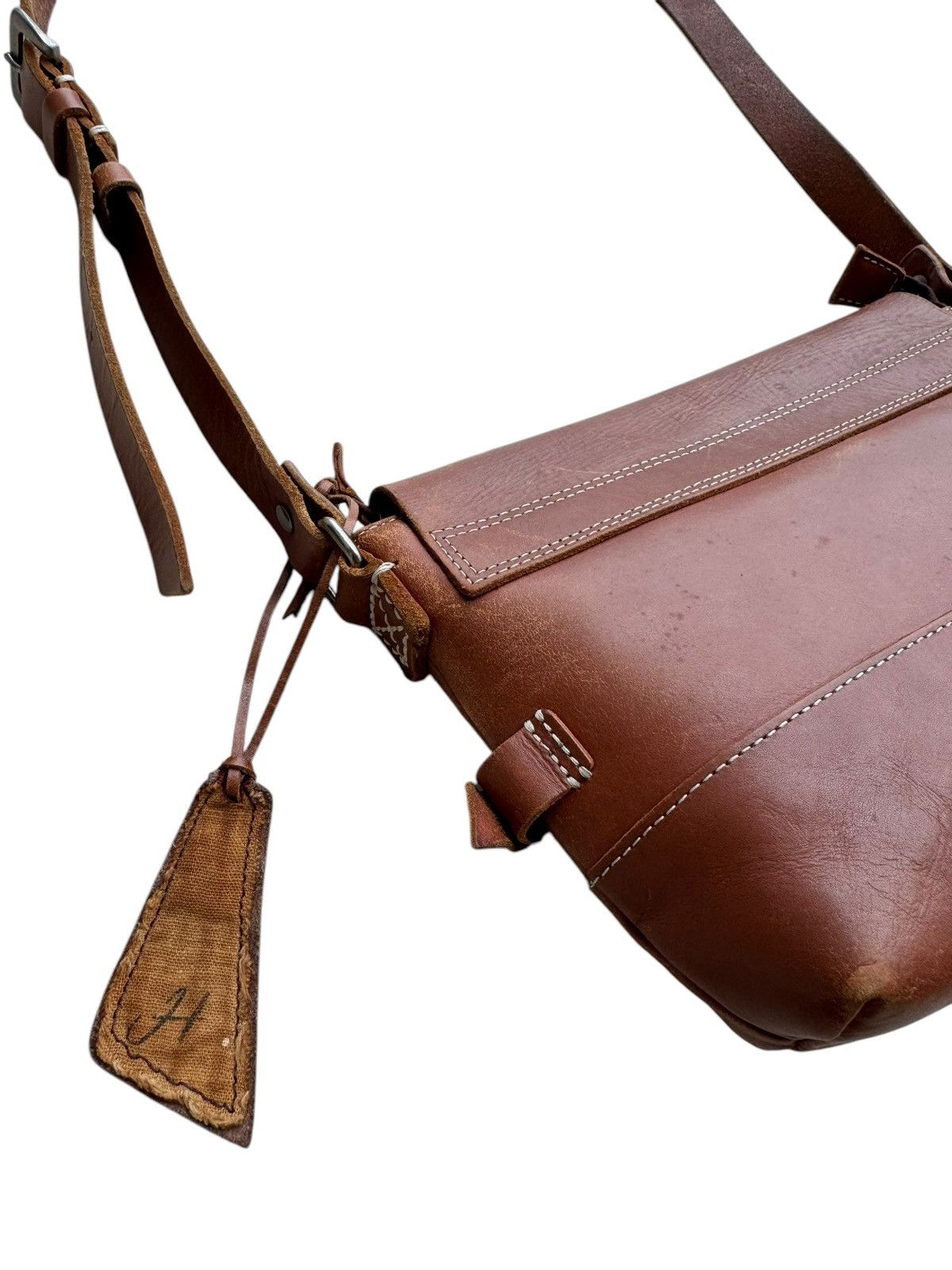 Genuine Leather 🔥 1203 Mano Fece Leather Sling Bag Size ONE SIZE - 8 Thumbnail