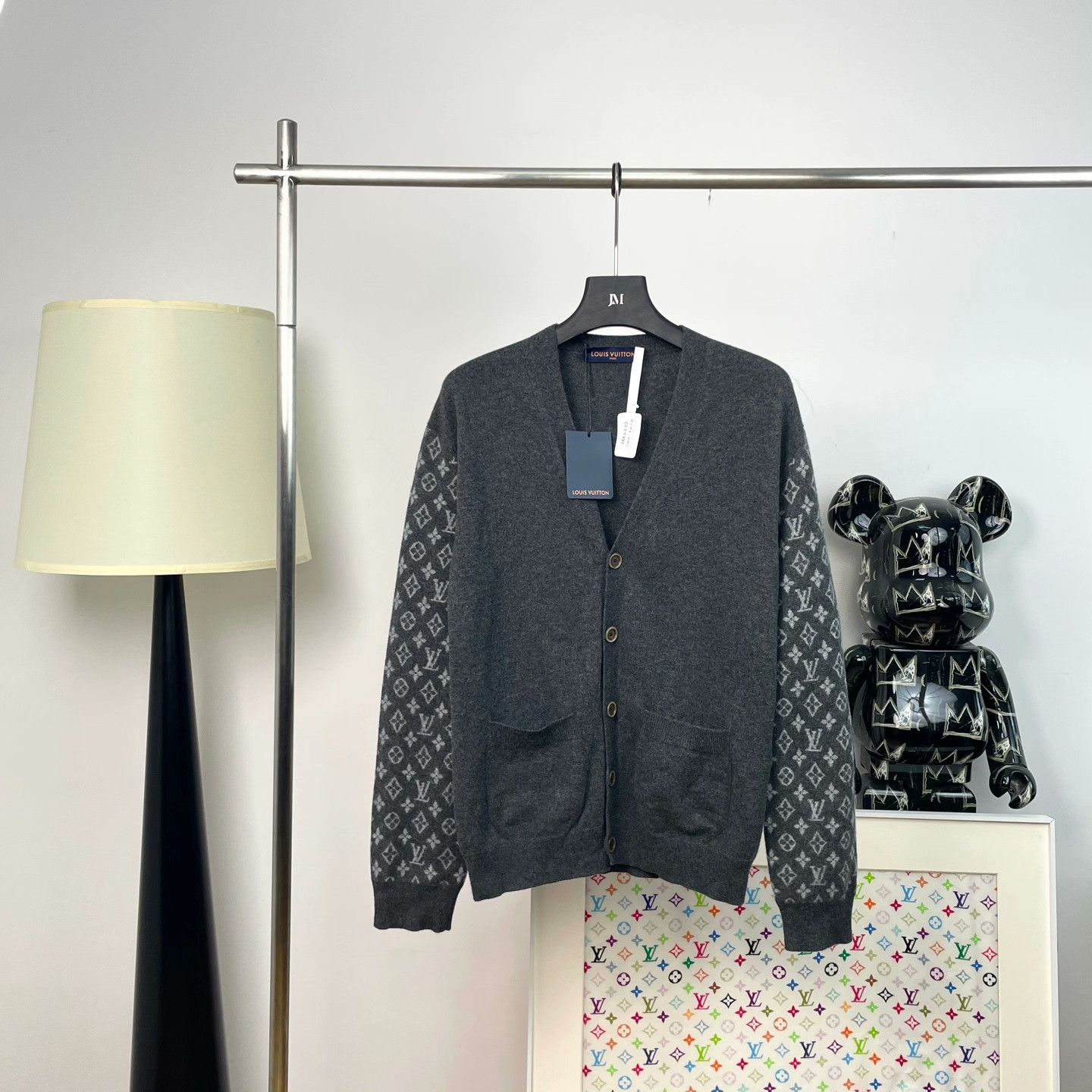 Louis Vuitton Louis Vuitton Retro Sweater s Men Size US S / EU 44-46 / 1 - 1 Thumbnail