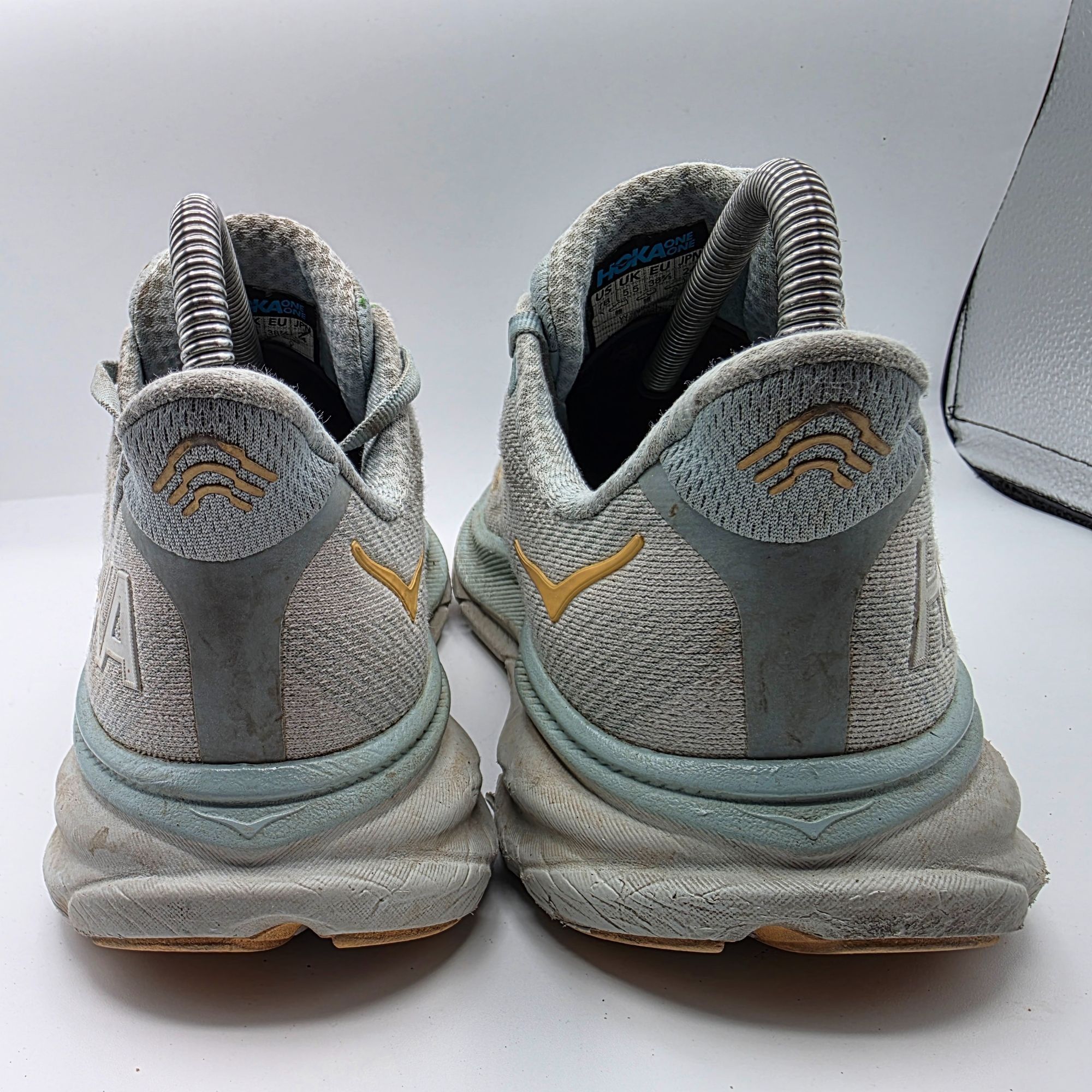 Hoka Hoka One One Clifton 9 Womens Size 7 B Cloud Blue Ice White Size US 7 / IT 37 - 5 Thumbnail