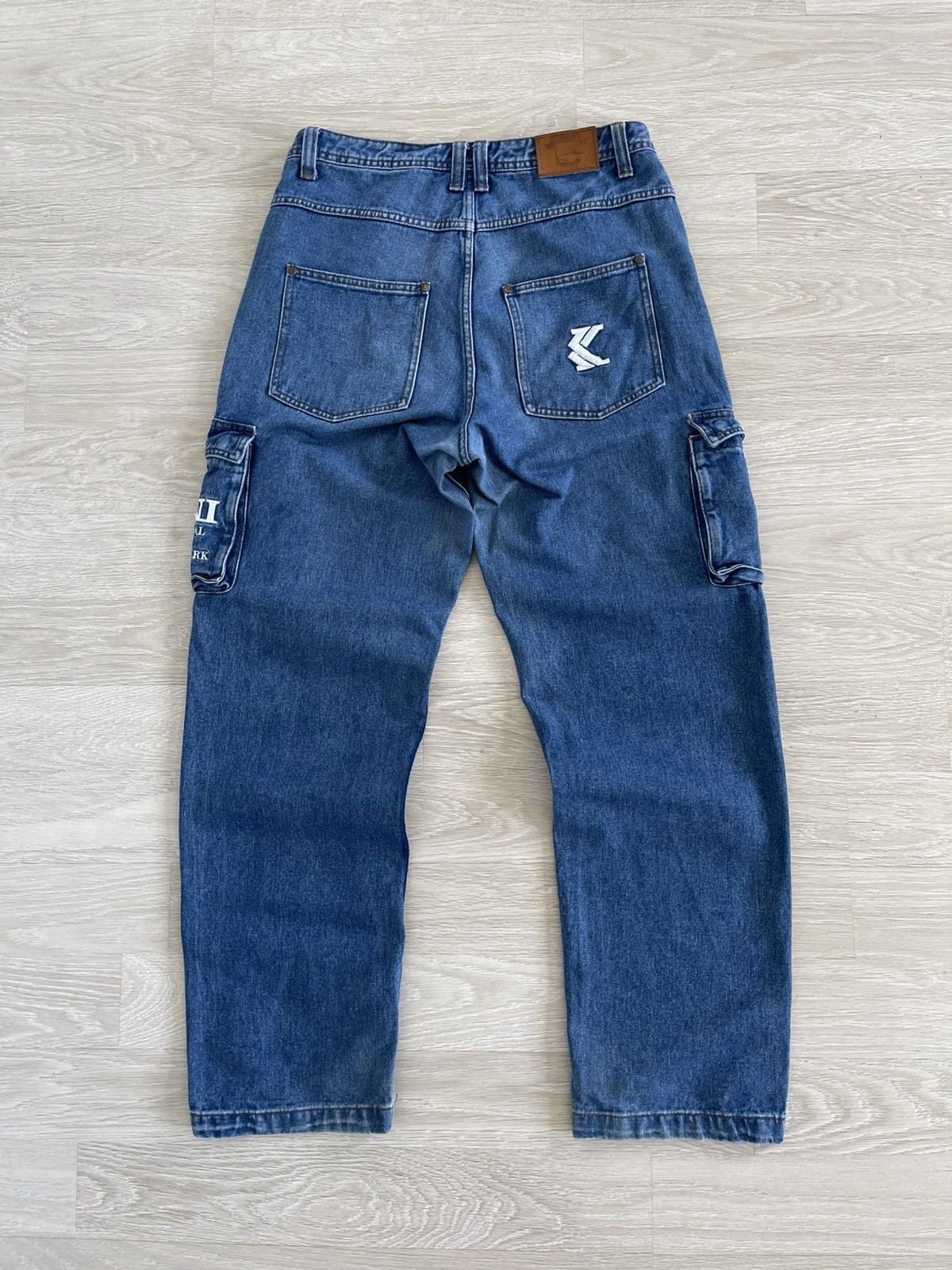 Karl Kani Karl Kani Embroidered Y2k High Waist Loose Cargo Jeans Size US 34 / EU 50 - 1 Thumbnail