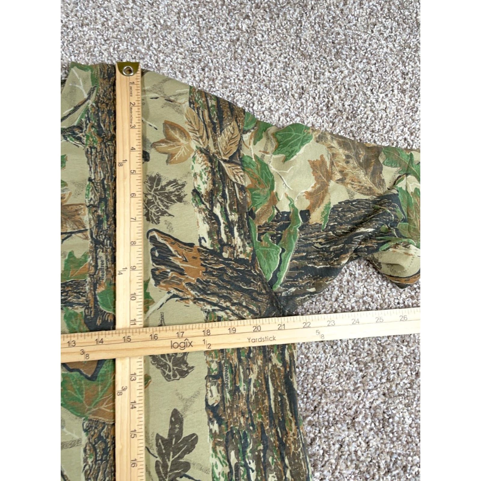 Realtree VINTAGE Realtree Camouflage T-Shirt Adult Large Green Camouflage Single Stitch Unworn Size US L / EU 52-54 / 3 - 6 Thumbnail