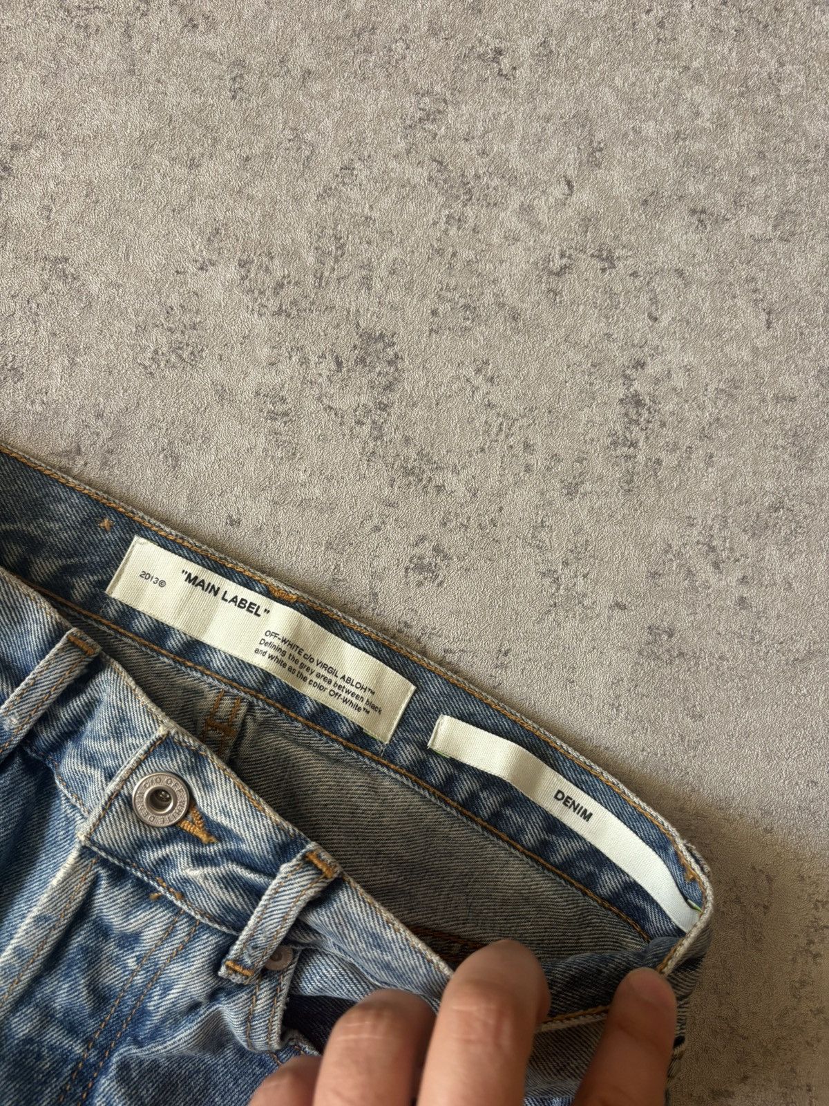 Off-White OFF-WHITE DEGRADE TWO-TONE JEANS Size 26" / US 2 / IT 38 - 6 Thumbnail