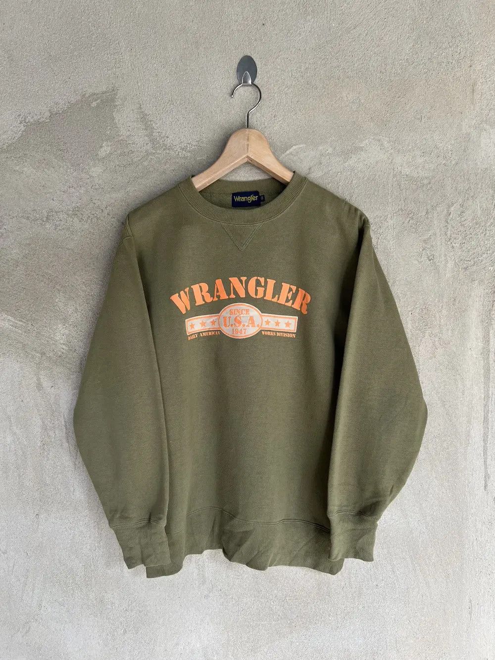 Vintage Vintage Wrangler Spell Out Sweatshirt Size US S / EU 44-46 / 1 - 2 Thumbnail