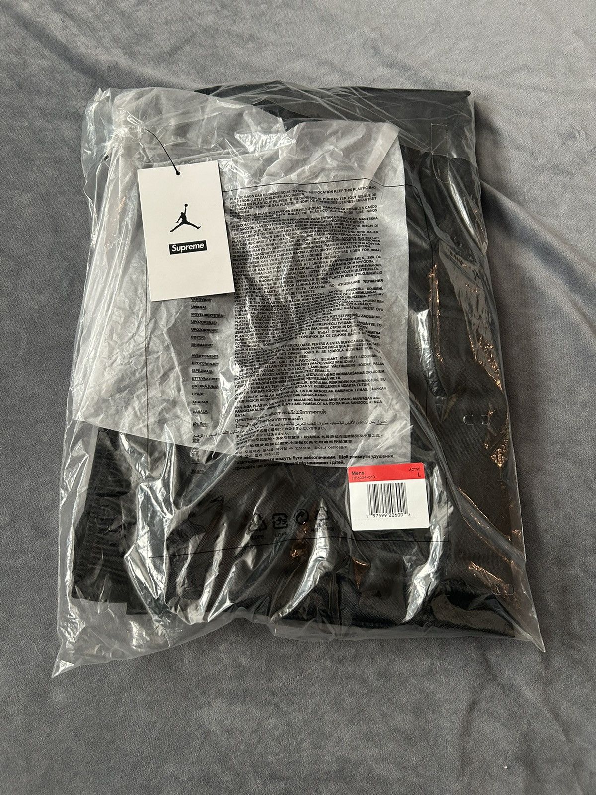 Jordan Brand × Supreme Supreme Jordan Warm Up Shorts Black Large FW24 Size US 36 / EU 52 - 5 Thumbnail