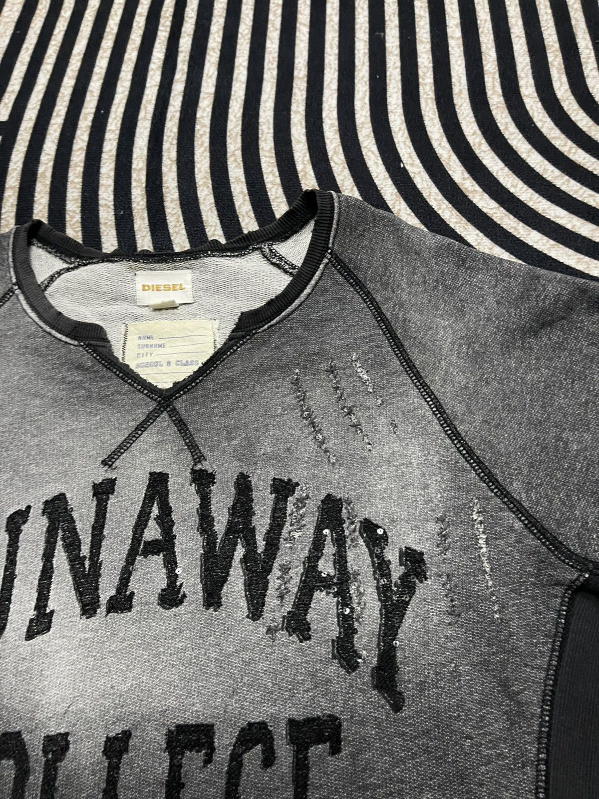 Diesel 2000s DIESEL RUNAWAY COLLEGE RARE DISTRESSED DESIGN Size US M / EU 48-50 / 2 - 11 Thumbnail