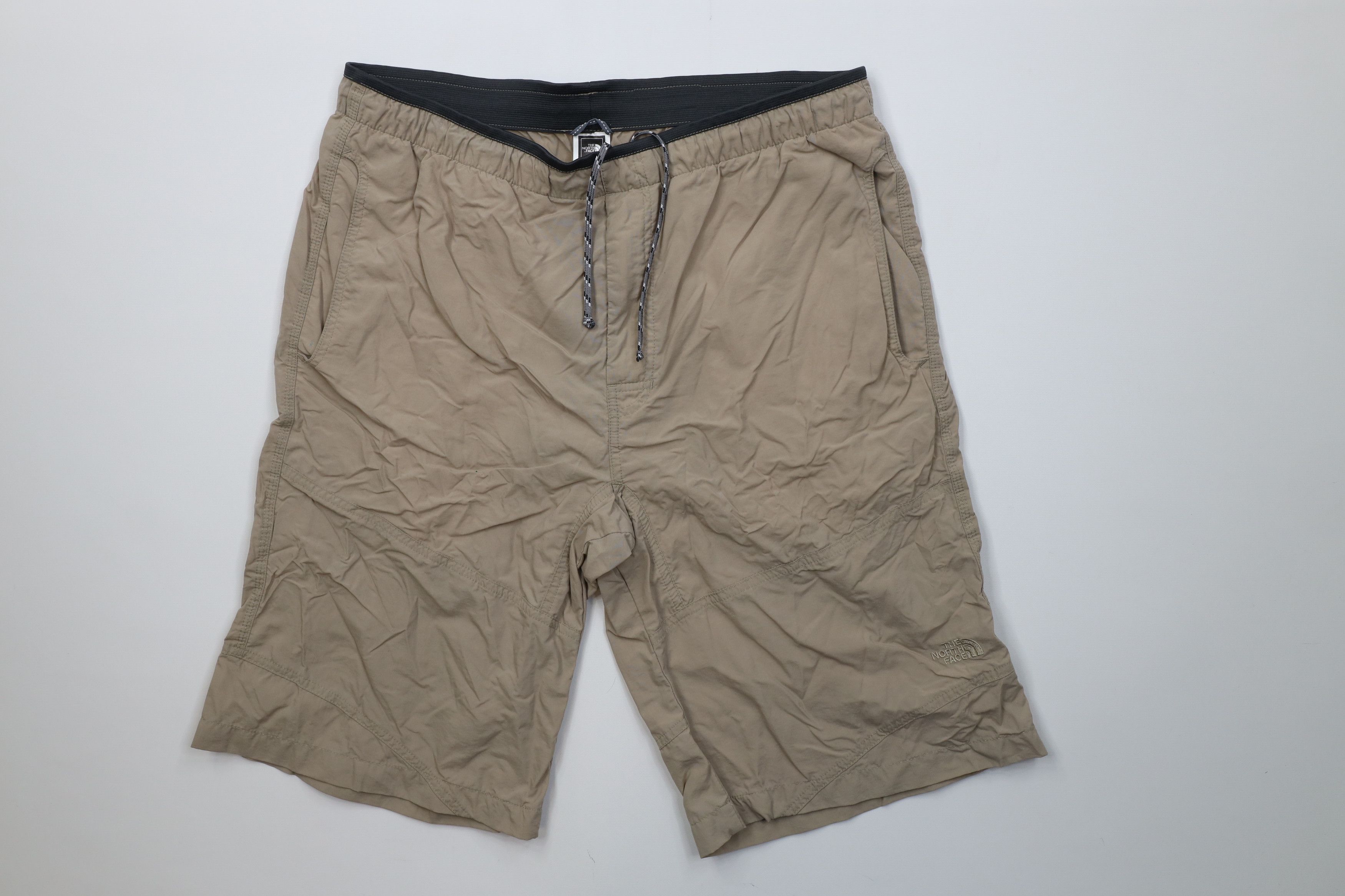 The North Face Vintage The North Face Baggy Fit Baggies Shorts Nylon Beige Size US 34 / EU 50 - 1 Thumbnail