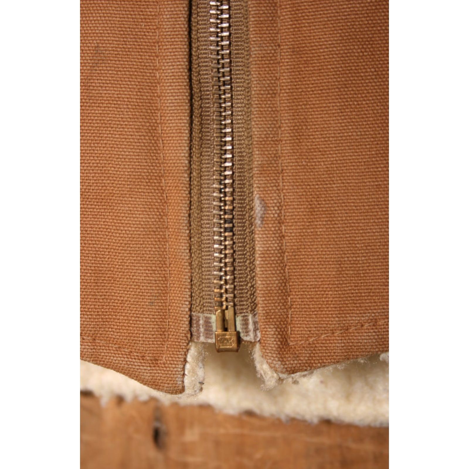 Carhartt VINTAGE Carhartt Vest 2XL Workwear Men Sz XXL Sherpa Lined Cotton Canvas Zip Brown Stains Carhartt Vest Mens Size US XXL / EU 58 / 5 - 3 Thumbnail