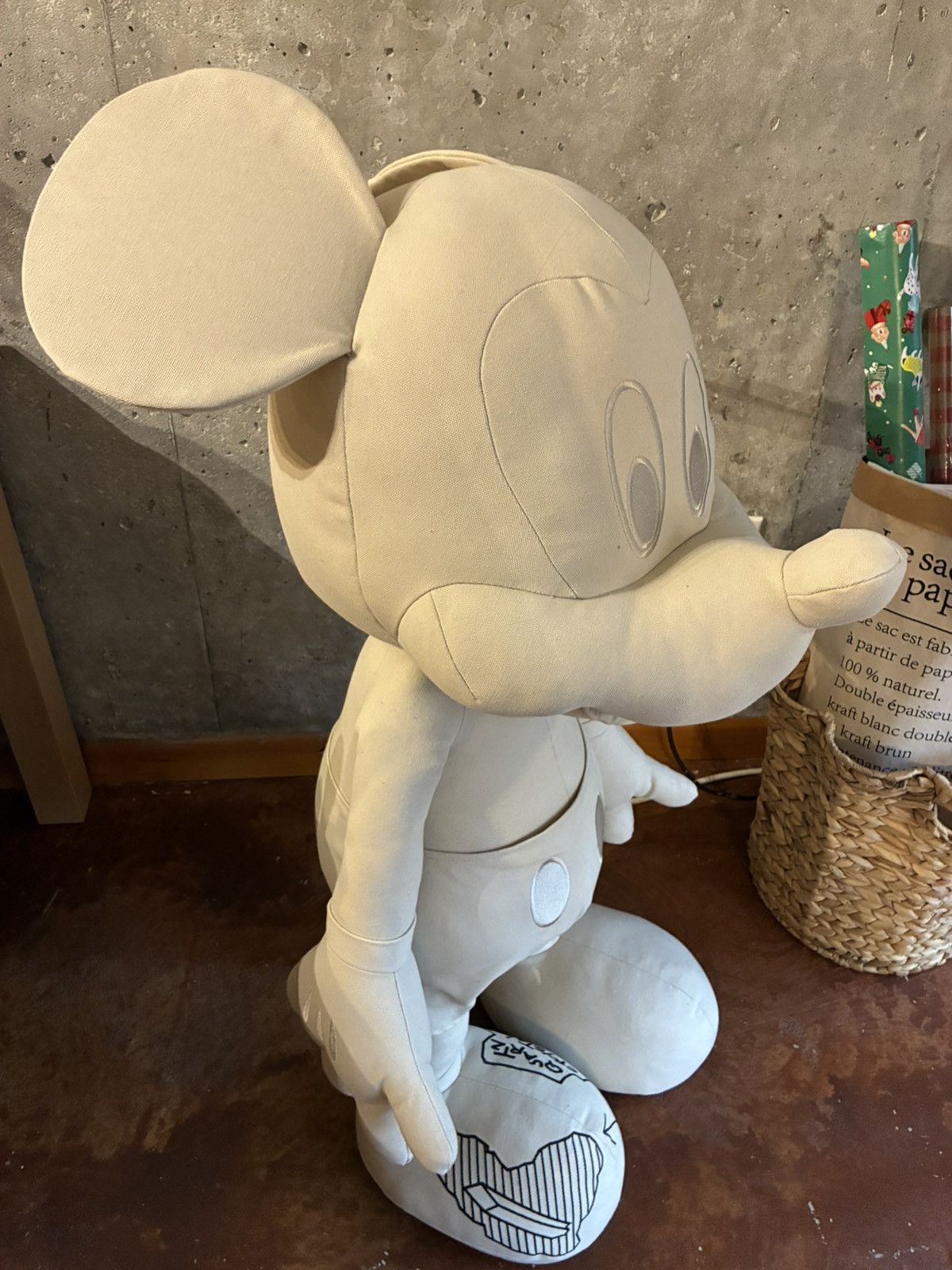 Daniel Arsham Daniel Arsham X Disney, Mickey Mouse Plush (Large), 2019 Size ONE SIZE - 4 Thumbnail