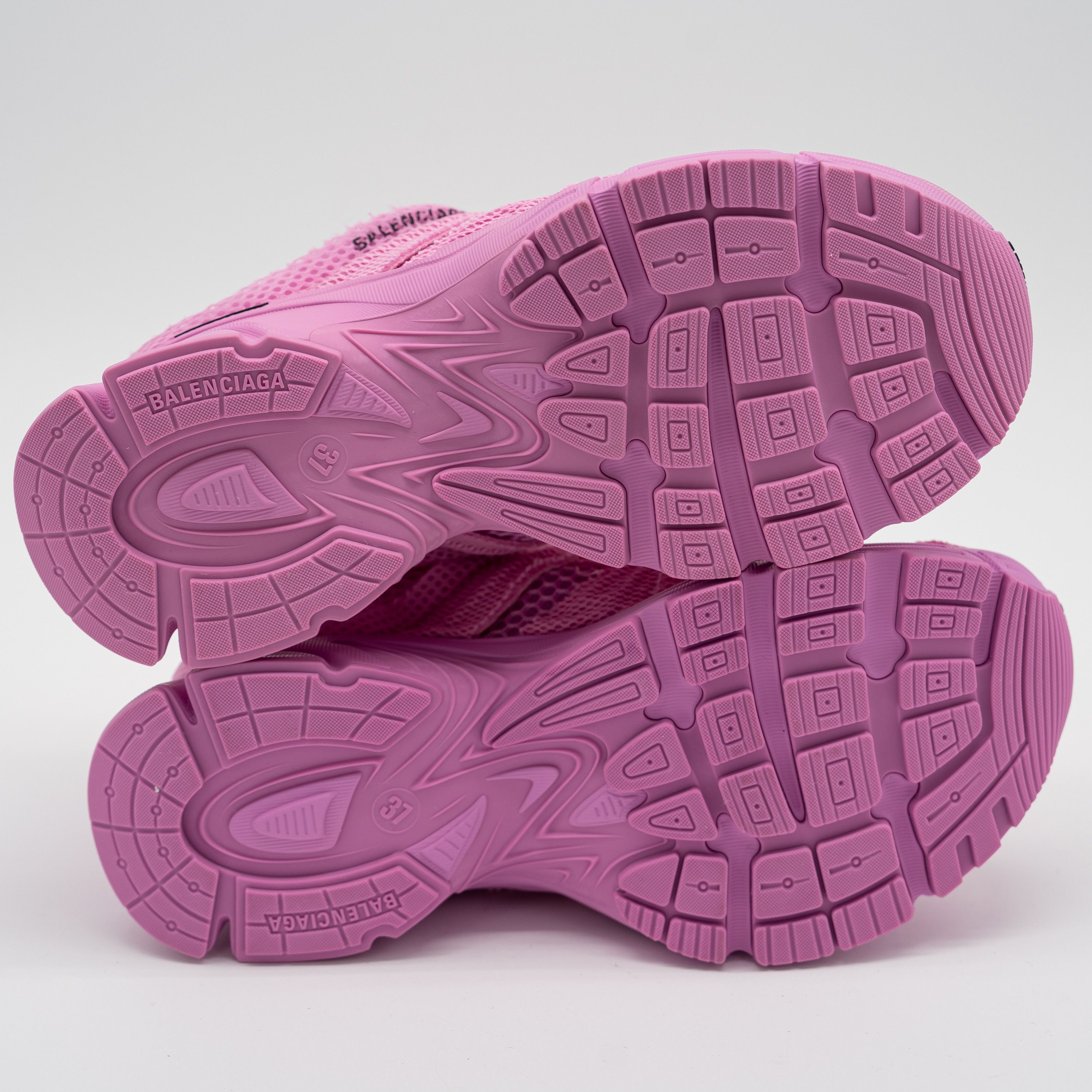 Balenciaga 37 EU / 7 US Balenciaga Phantom Sneakers Pink Mesh Size US 7 / IT 37 - 6 Thumbnail