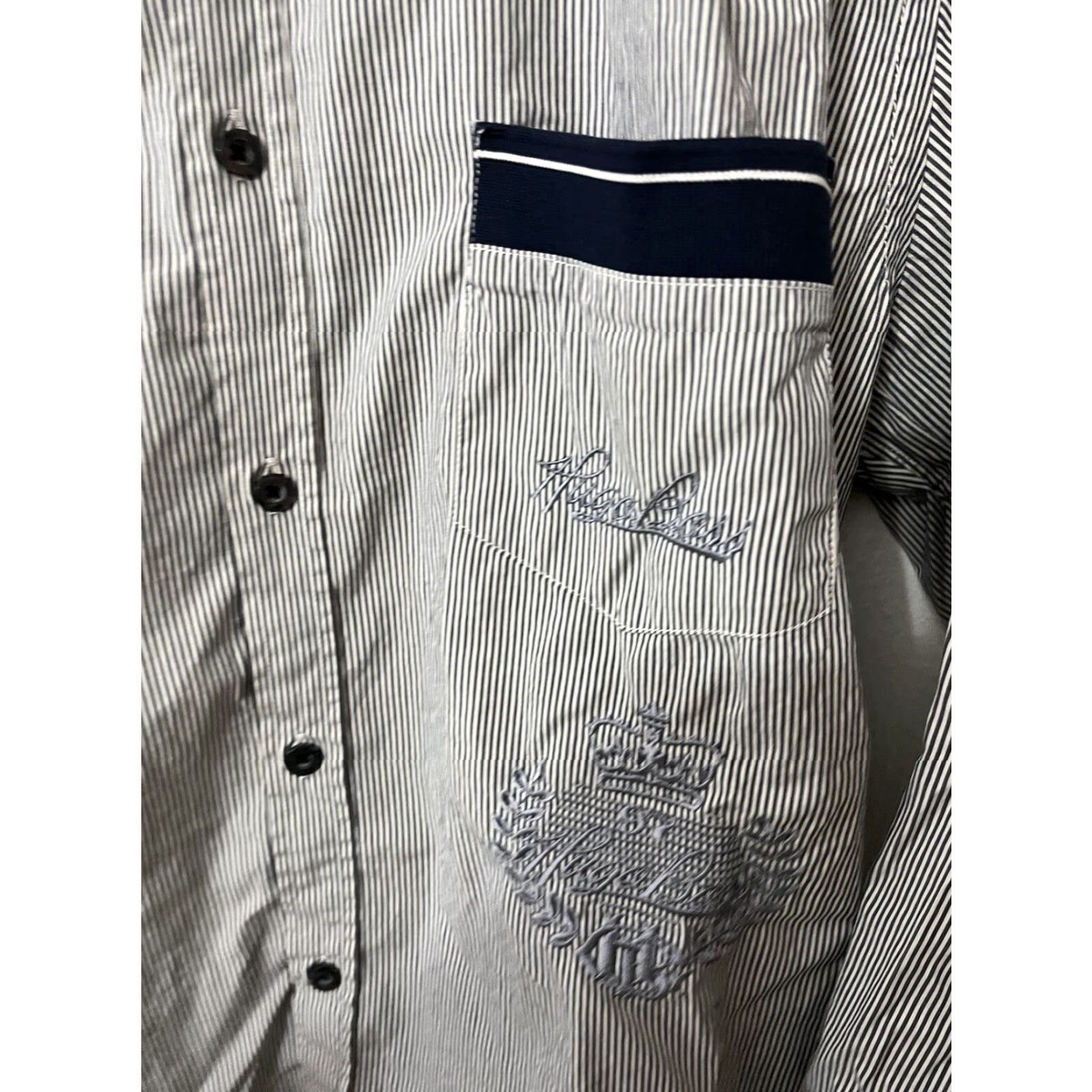 Vintage VINTAGE Boss Gray Striped Shirt Size L Mens Long Sleeve Spread Collar Embroidered Logo Size US L / EU 52-54 / 3 - 3 Thumbnail