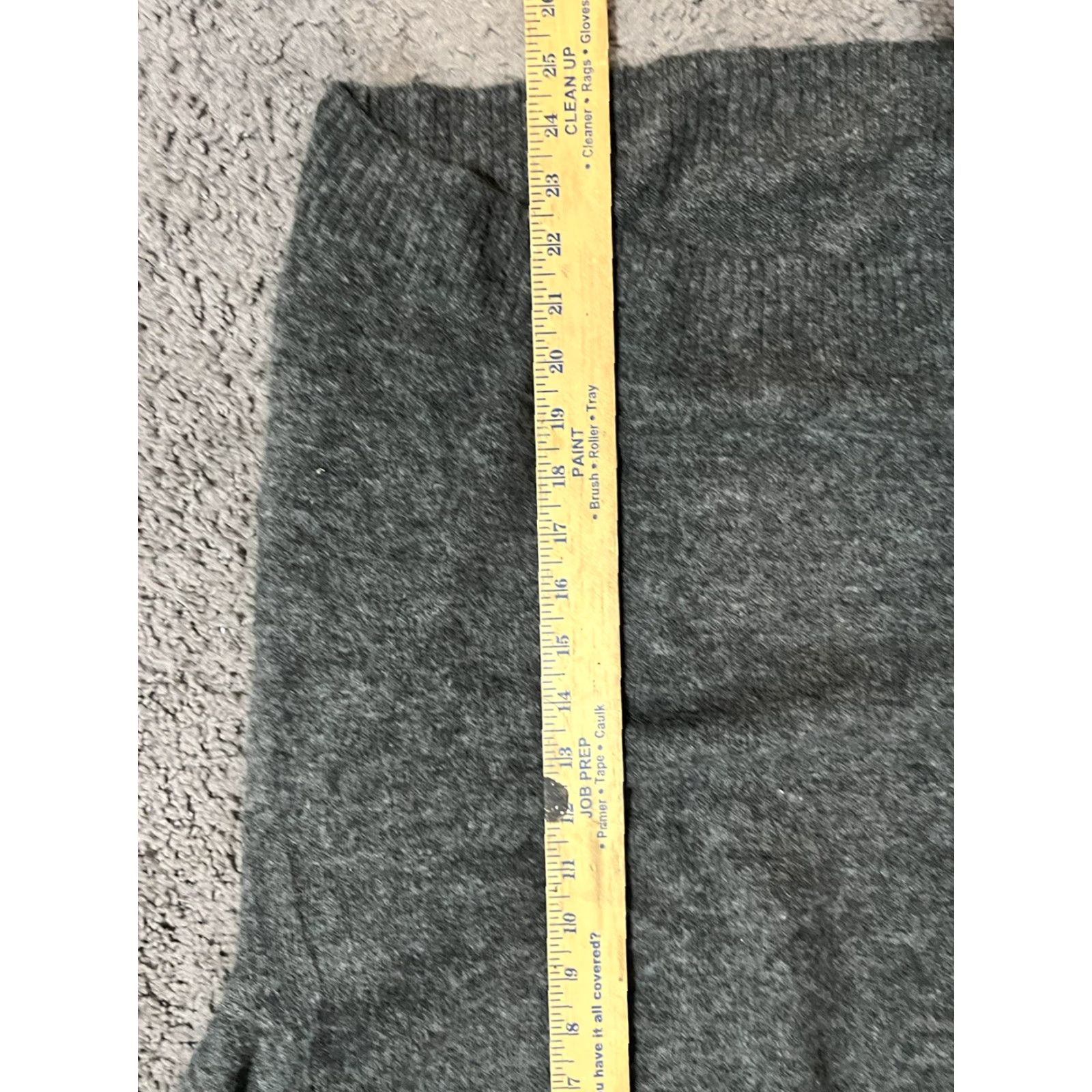 H&M H&M Womens Pullover Sweater Gray Long Sleeve V Neck XS Size XS / US 0-2 / IT 36-38 - 5 Thumbnail