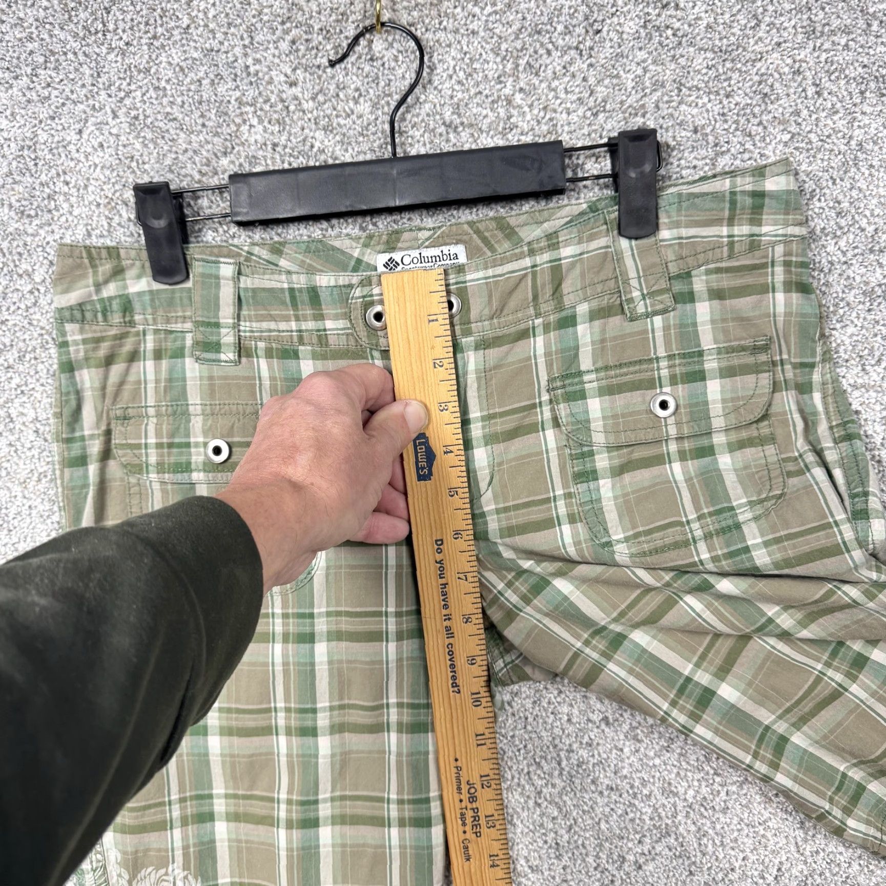 Vintage Columbia Bermuda Shorts 8 Green Tan Plaid Women Adult Casual Walking 9 Inseam 33 in Waist Cotton Spandex Plaid Pattern Womens Size 30" / US 8 / IT 44 - 6 Thumbnail