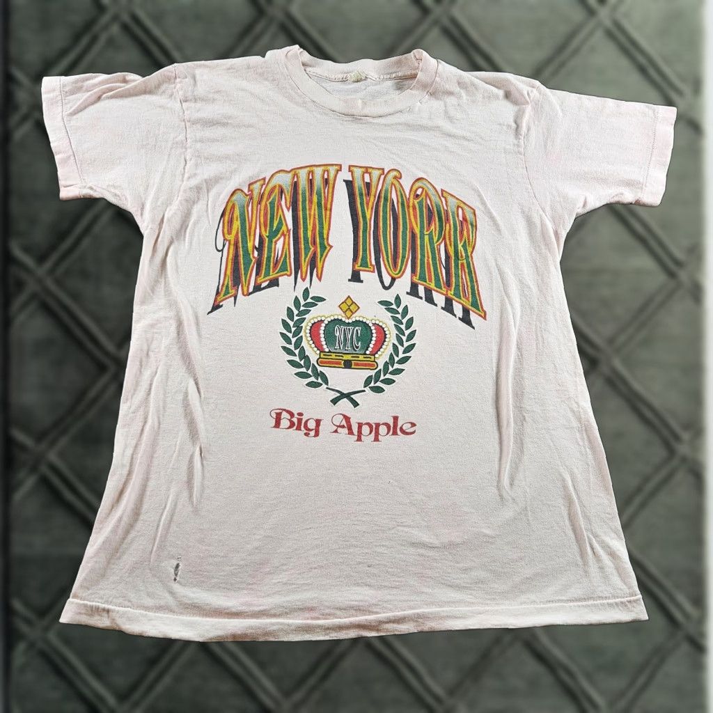 Jerzees VINTAGE New York Big Apple Shirt Mens Large Pink Jerzees NYC Souvenir 80s Size US L / EU 52-54 / 3 - 1 Thumbnail