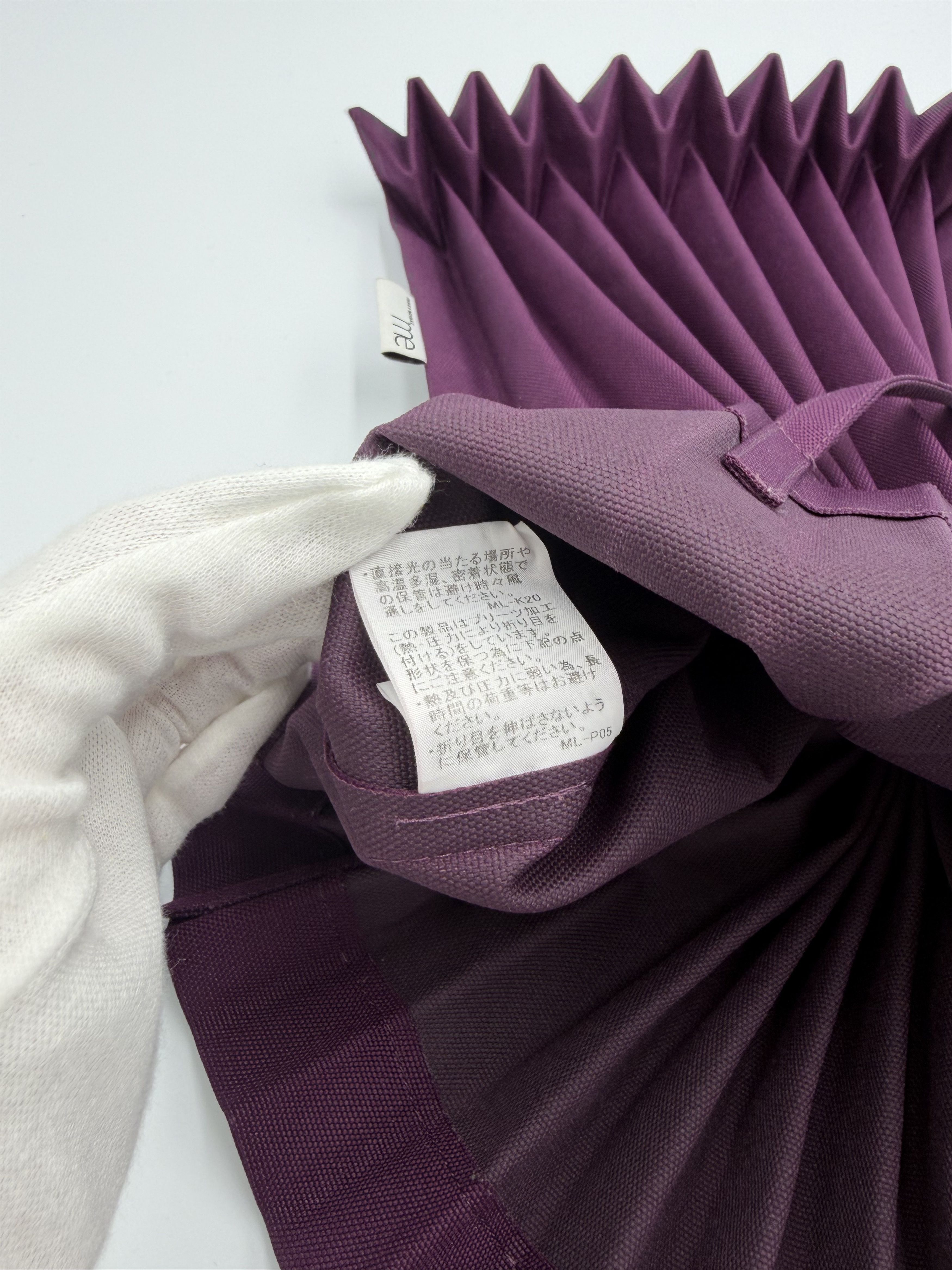 Issey Miyake me ISSEY MIYAKE Trunk Pleats Bag Purple Size ONE SIZE - 6 Thumbnail
