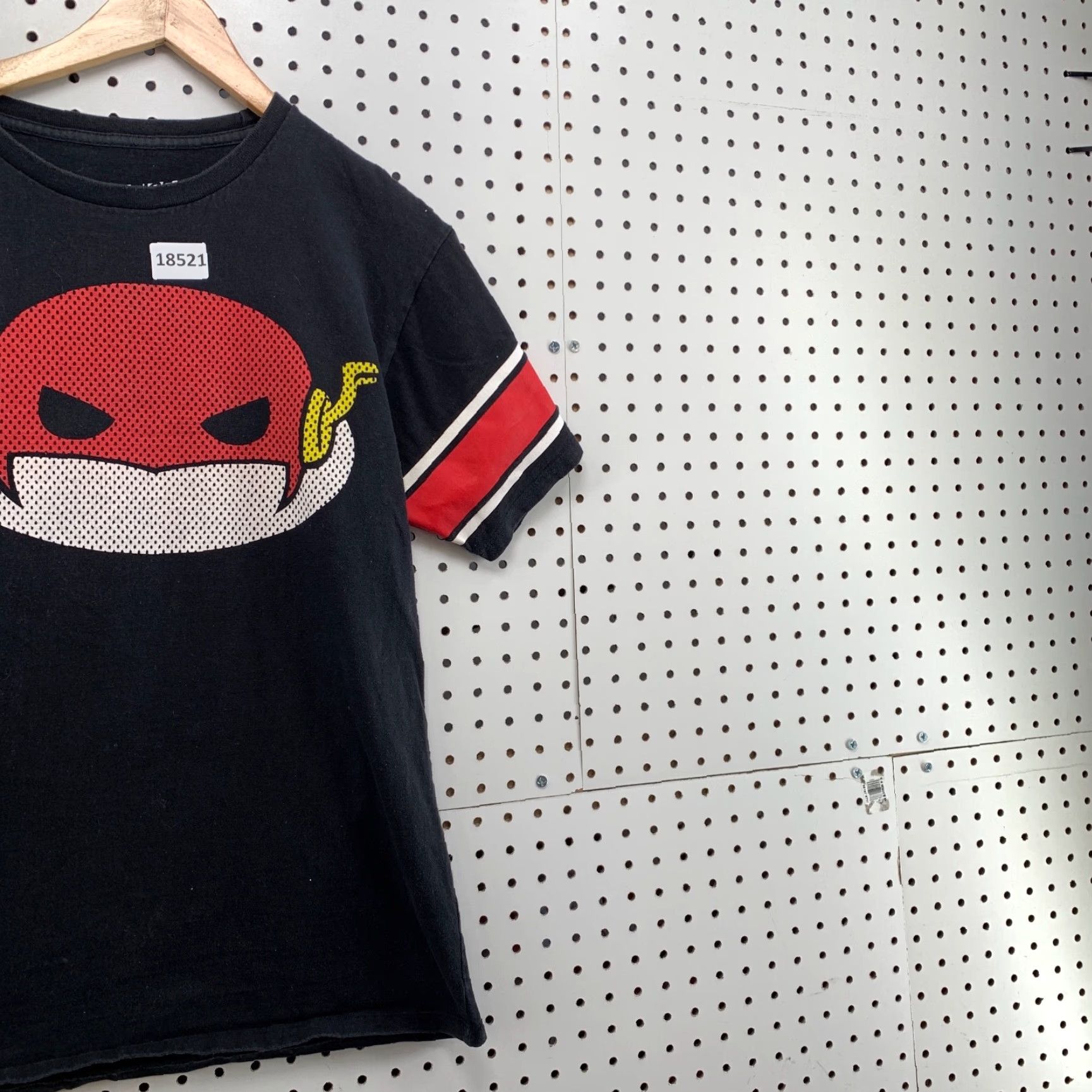 Vintage VINTAGE Justice League The Flash Shirt Black Jersey #20 Short Sleeve Adult Medium 19X26 Size US M / EU 48-50 / 2 - 4 Thumbnail