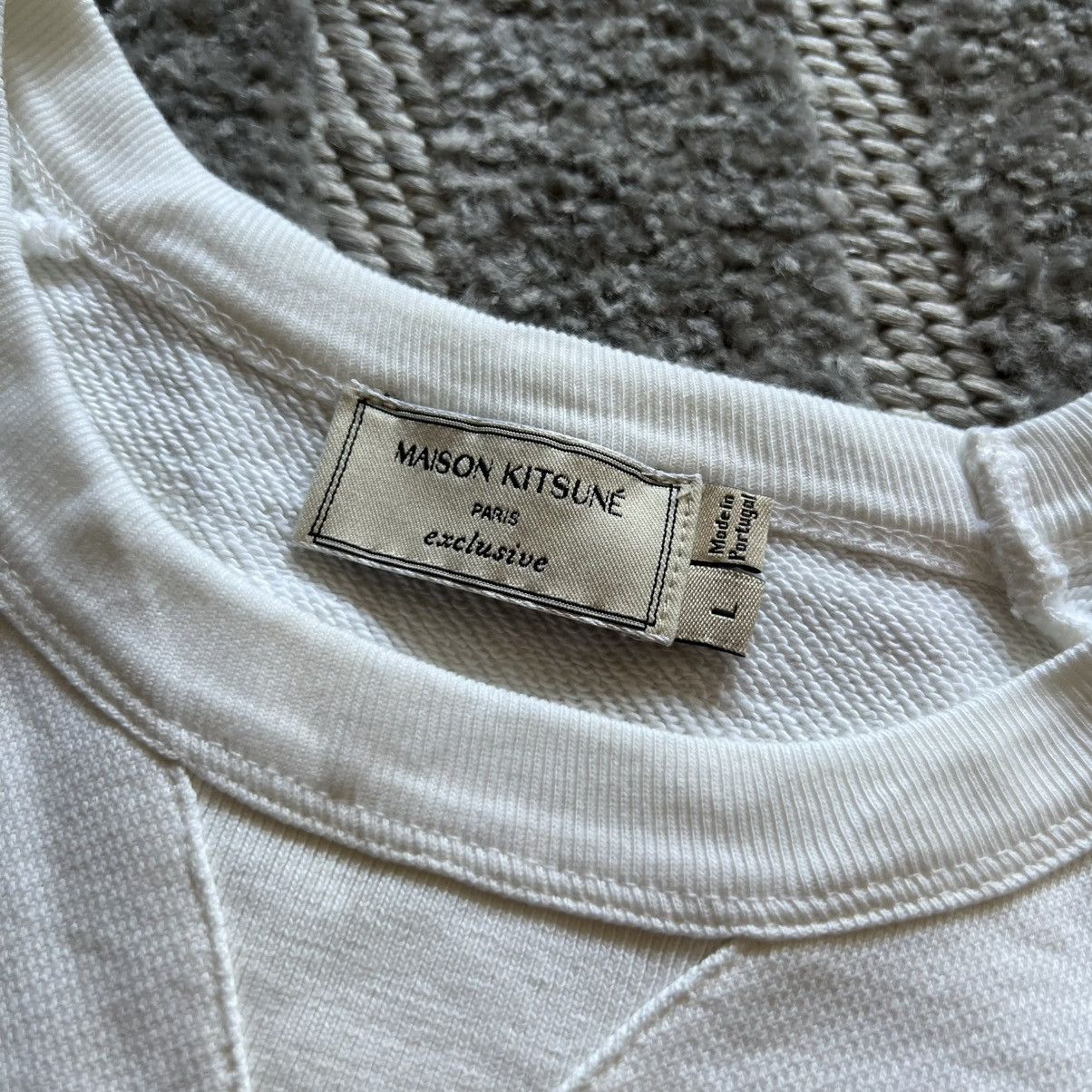 Vintage Y2K Maison Kitsune Paris Logo Sweatshirt Streetwear in White, Men's — image 5 of 6