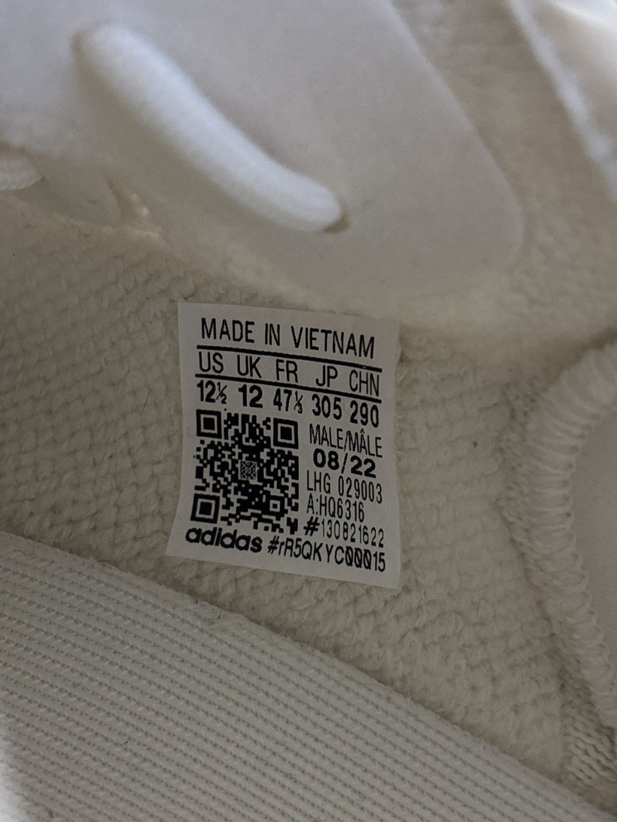 Adidas Yeezy Boost 350 V2 Size US 12.5 / EU 45-46 - 8 Thumbnail