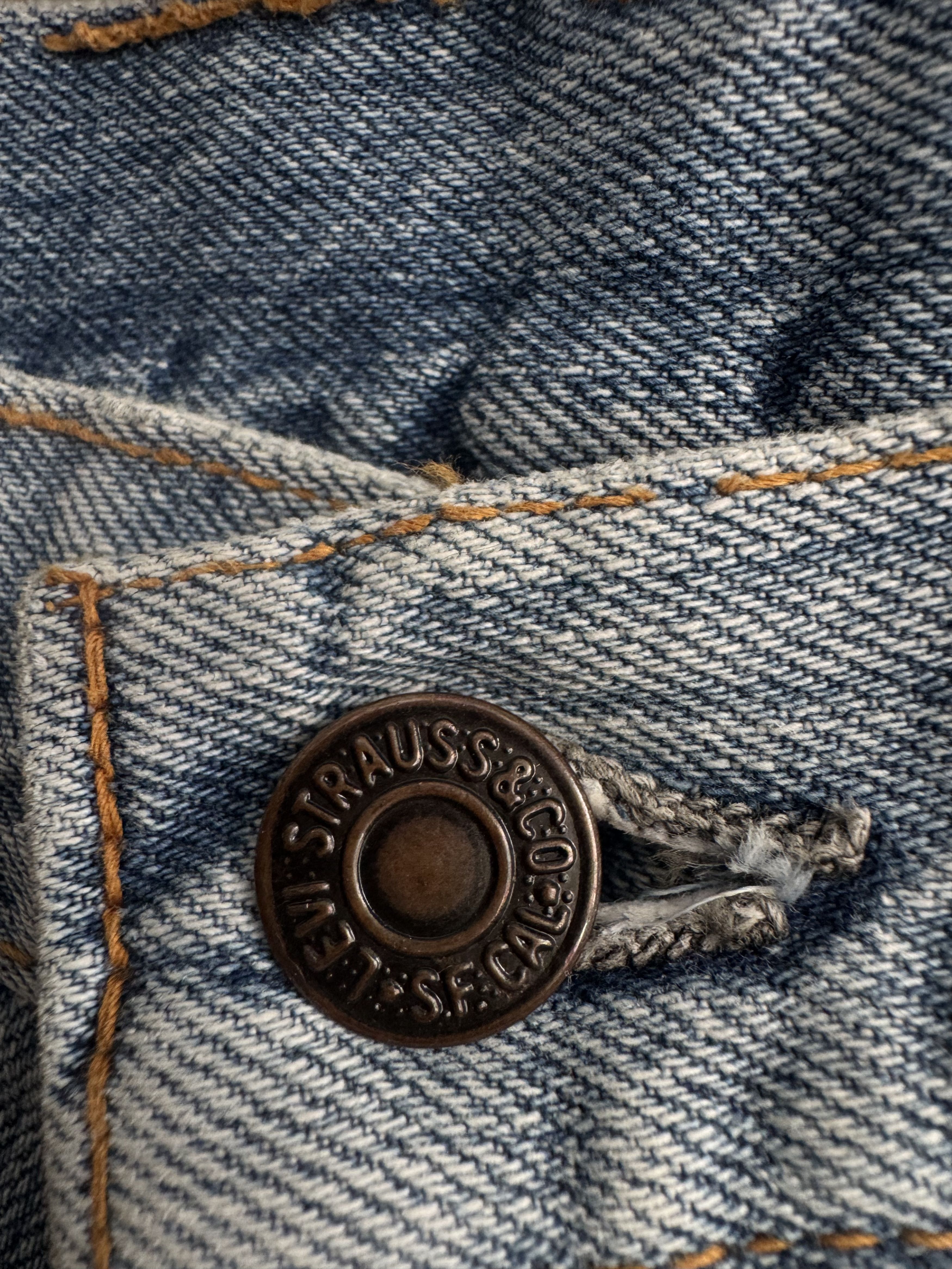 Levi's 1970s Levis Big E Flair Jeans Philippines 359 Talon Size 32 Size US 32 / EU 48 - 2 Thumbnail