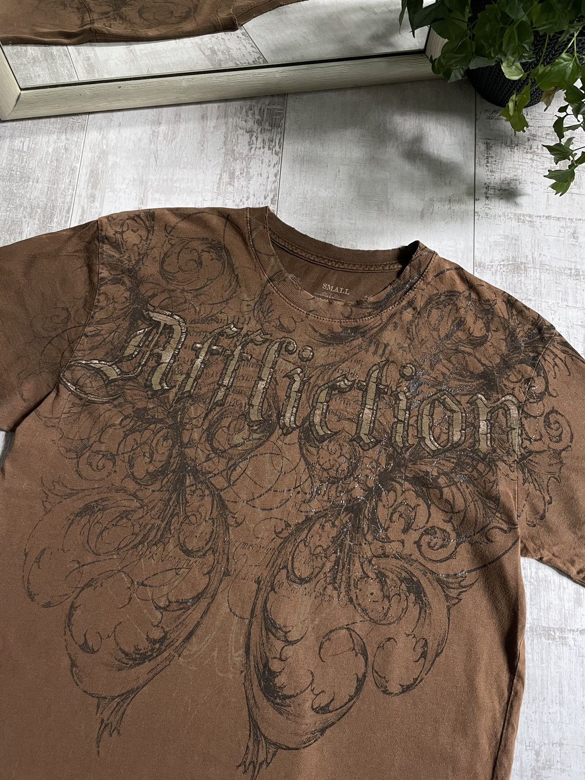 Affliction Vintage Y2K Affliction Brown T-Shirt Over Printed RARE Size US M / EU 48-50 / 2 - 5 Thumbnail
