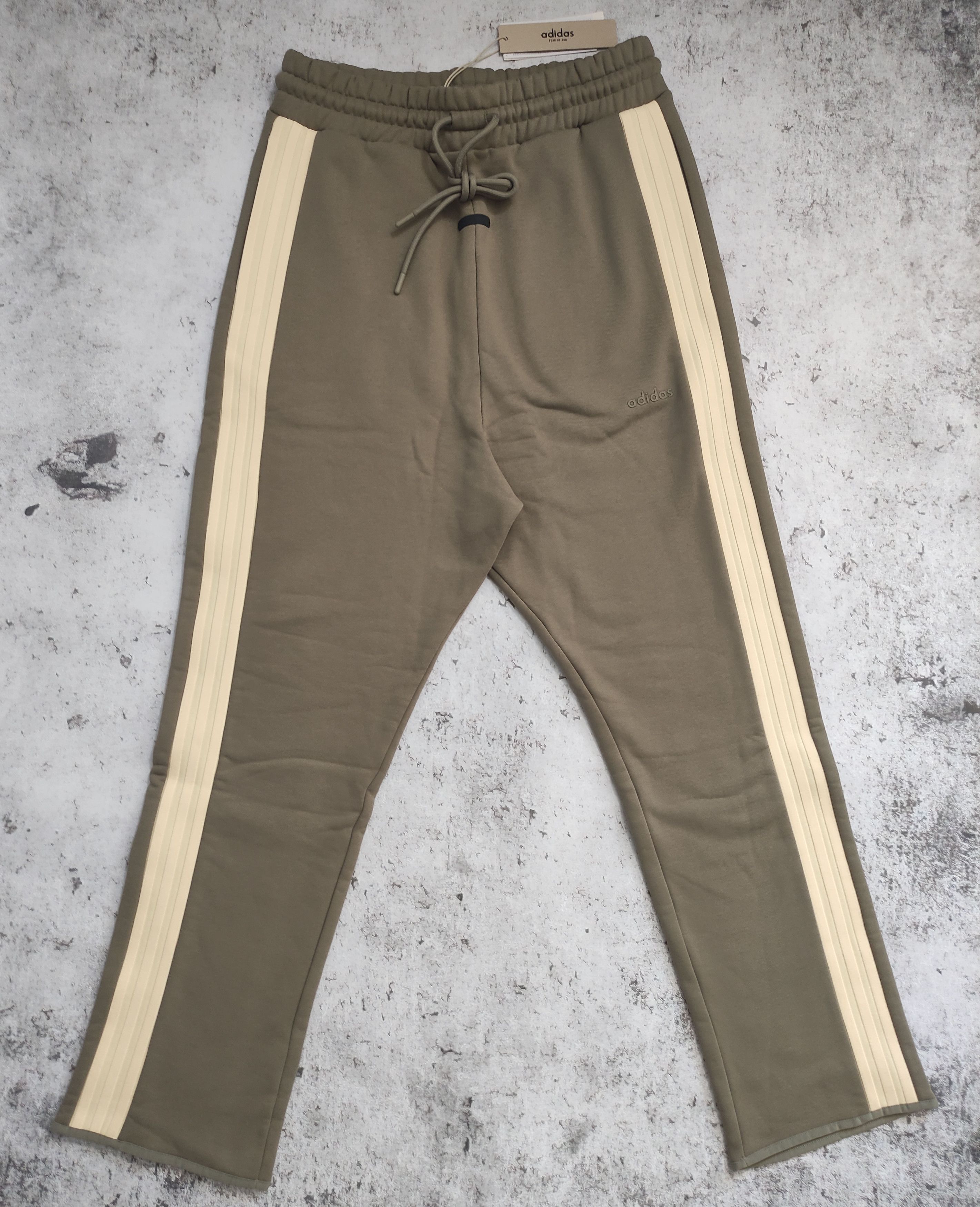Adidas × Fear of God ADIDAS FEAR OF GOD ATHLETICS RELAXED SWEATPANTS IS5301 M Size US 32 / EU 48 - 1 Thumbnail