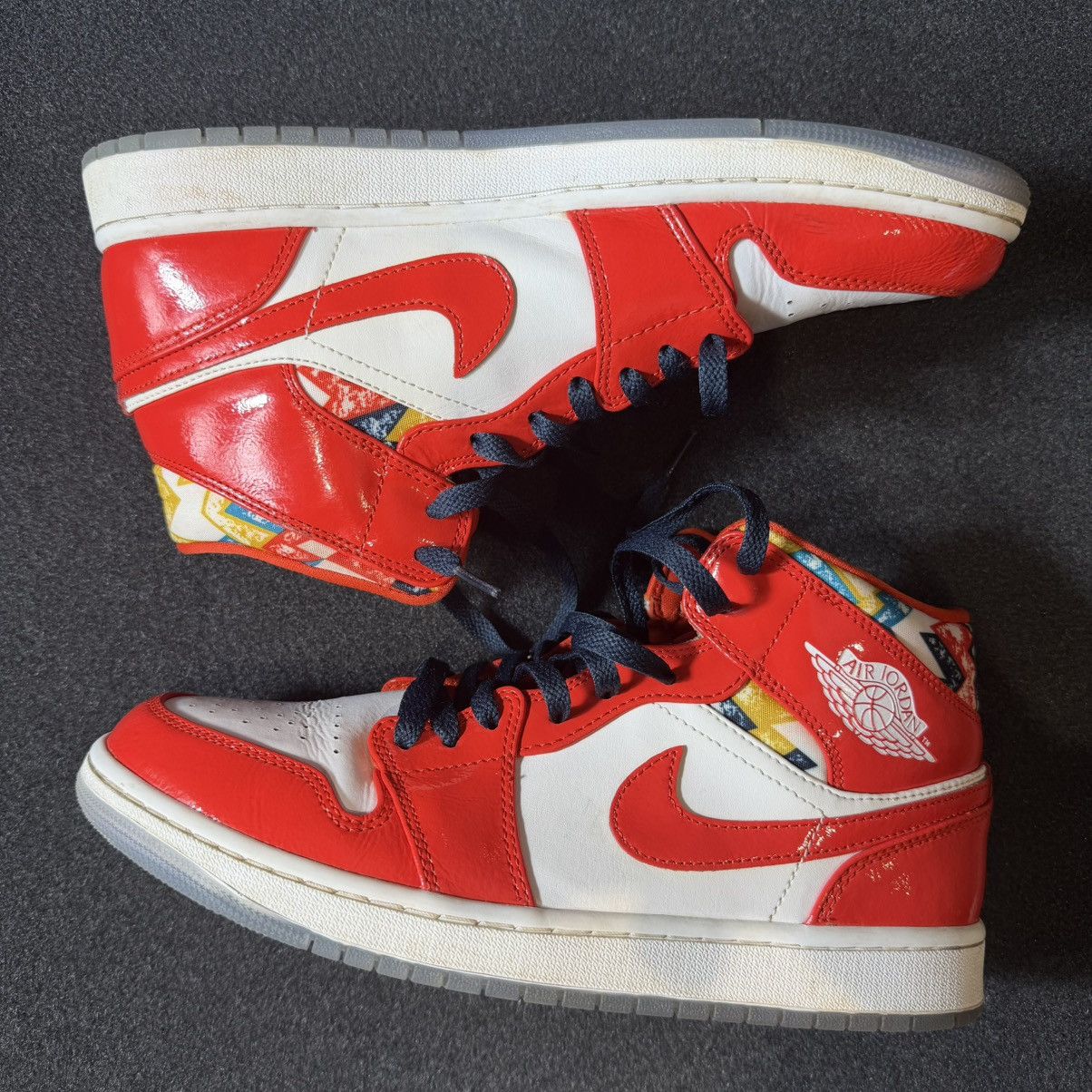 Jordan Brand Nike Air Jordan 1 Mid SE Barcelona Sweater Red White Patent Size US 9 / EU 42 - 2 Thumbnail