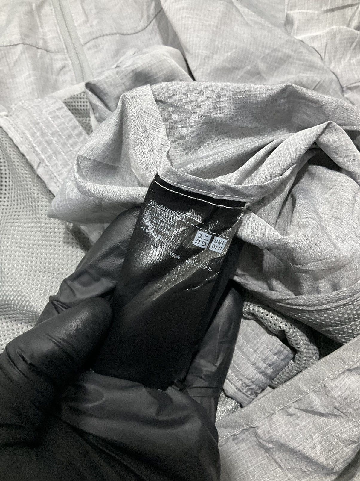 Uniqlo Uniqlo Light Jacket Jogging Color Grey Medium Size US M / EU 48-50 / 2 - 9 Thumbnail