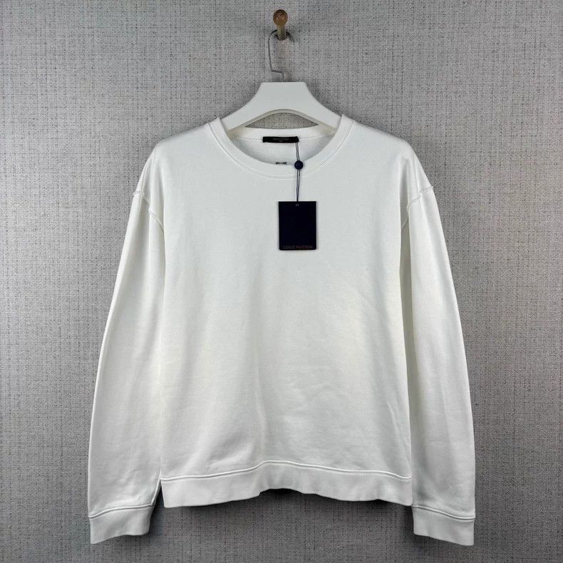 Louis Vuitton Louis Vuitton Instruction sheet patch pullover sweatshirt Size US L / EU 52-54 / 3 - 1 Thumbnail