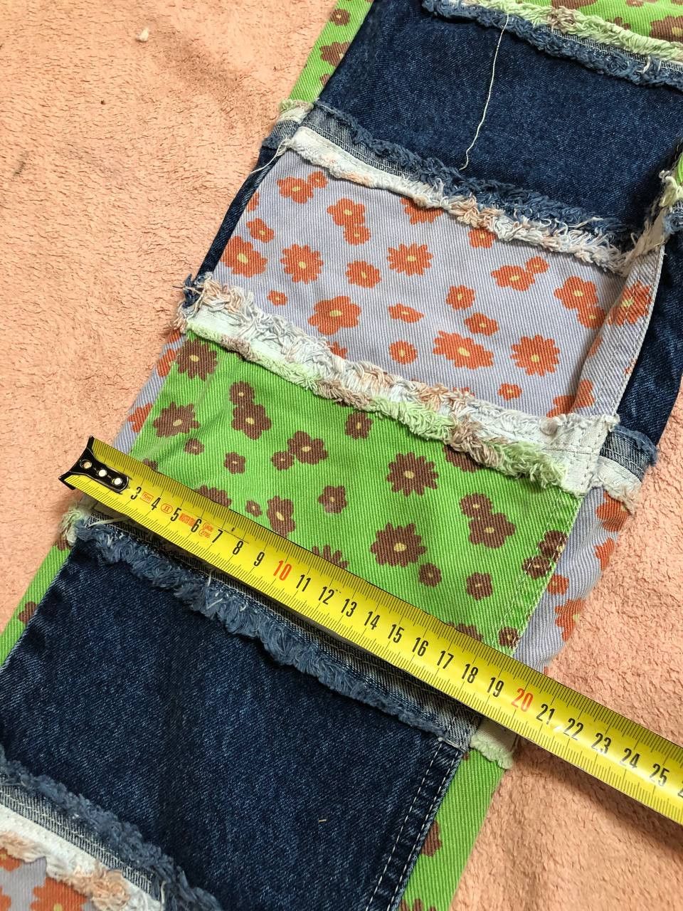 The Ragged Priest The Ragged Priest Y2K Flower Print Denim Jeans Size 28 Size 28" / US 6 / IT 42 - 11 Thumbnail