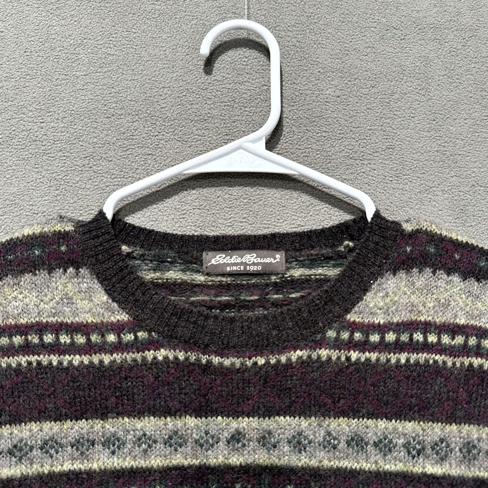 Eddie Bauer Eddie Bauer Sweater Women L Beige Red Striped Wool Blend Crew Neck EUC Size L / US 10 / IT 46 - 3 Thumbnail