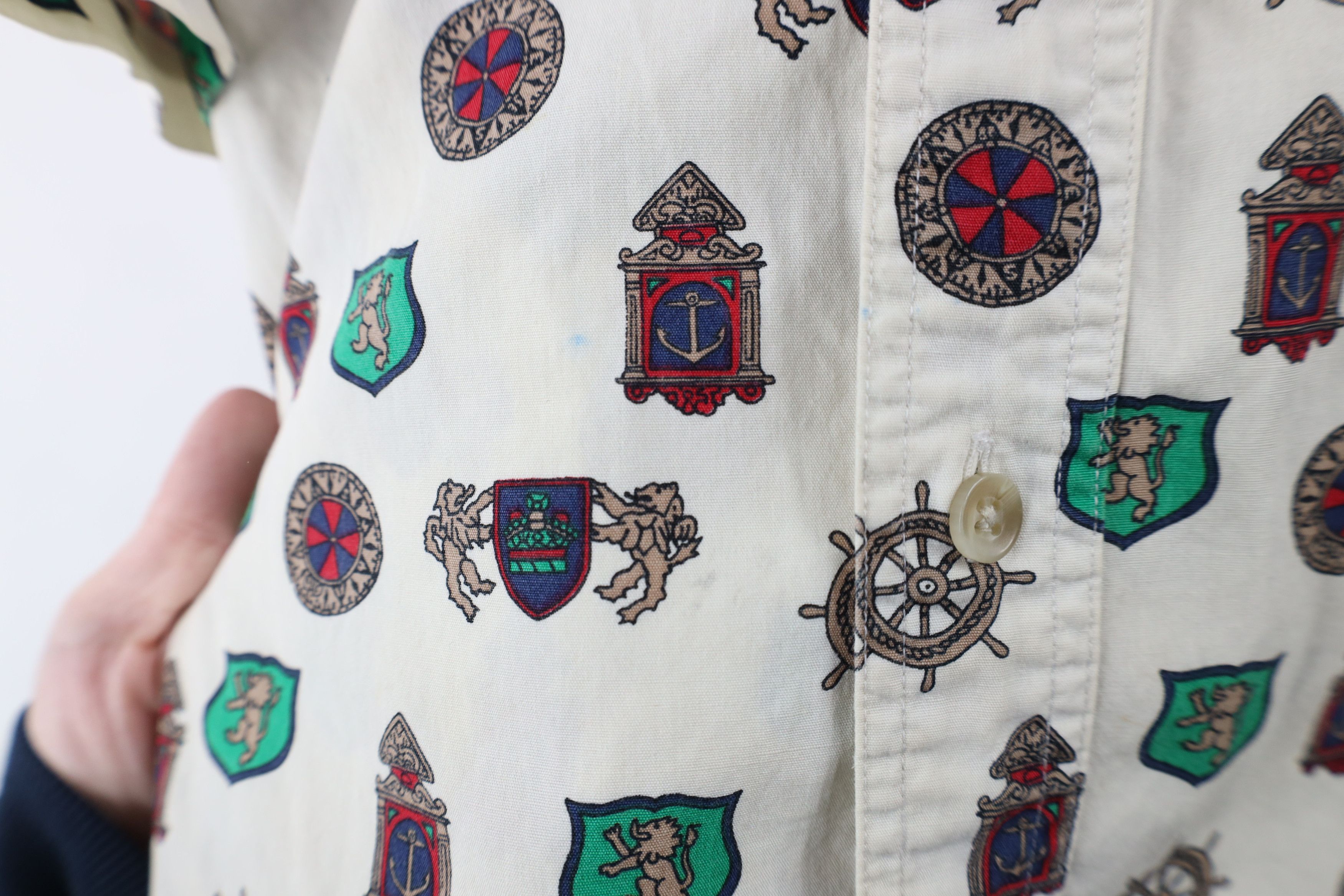 Vintage Vintage 90s Streetwear All Over Print Button Down Shirt Size US XL / EU 56 / 4 - 5 Thumbnail