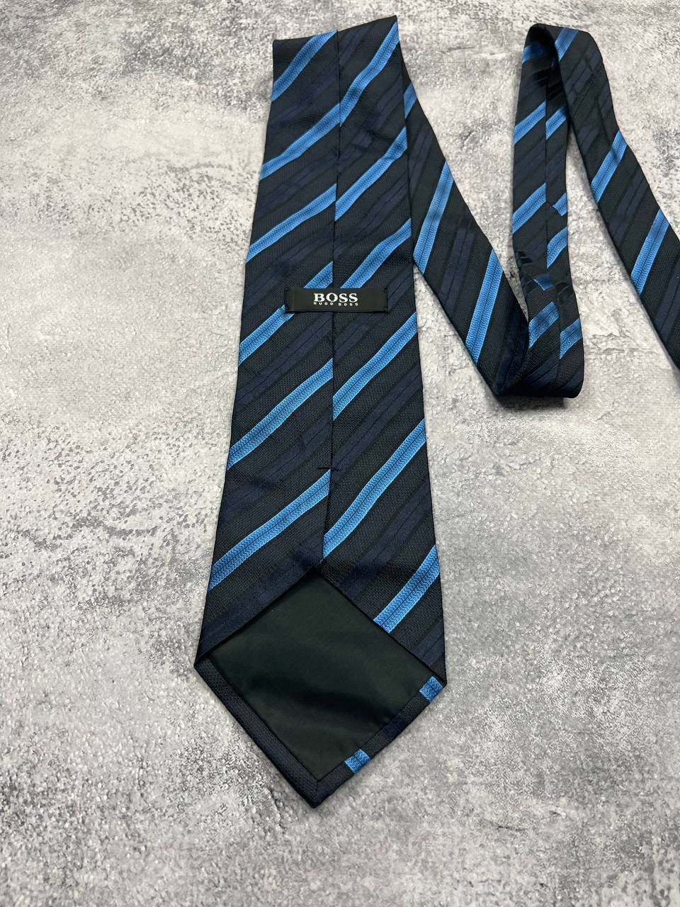 Hugo Boss Vintage Hugo Boss Tie Old Money Size ONE SIZE - 2 Thumbnail
