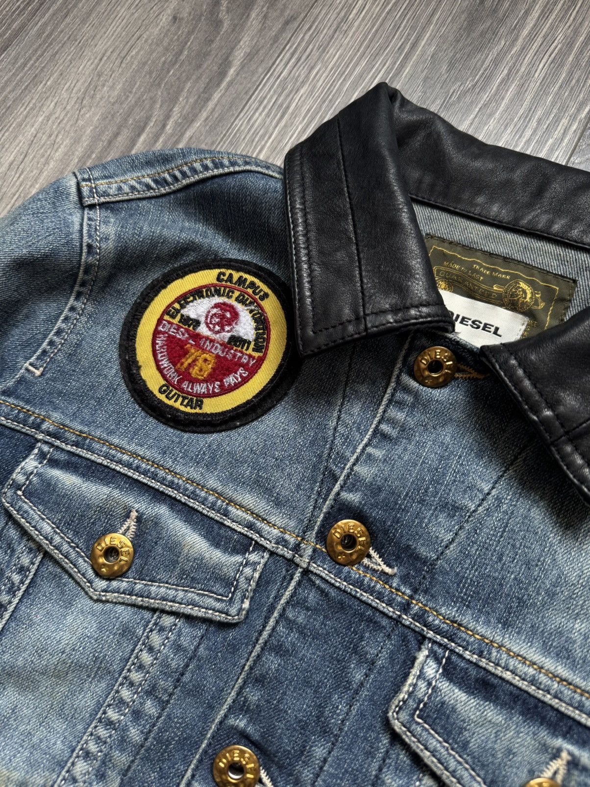 Diesel Diesel Azelia Banks Tribute Denim Jacket w/ leather collar Size S / US 4 / IT 40 - 3 Thumbnail