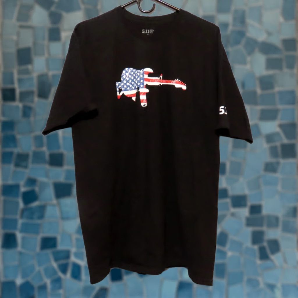 Vintage 511 Tactical Black XL T-Shirt Stage Camo Flag Guitar Short Sleeve Mens Size US XL / EU 56 / 4 - 1 Thumbnail