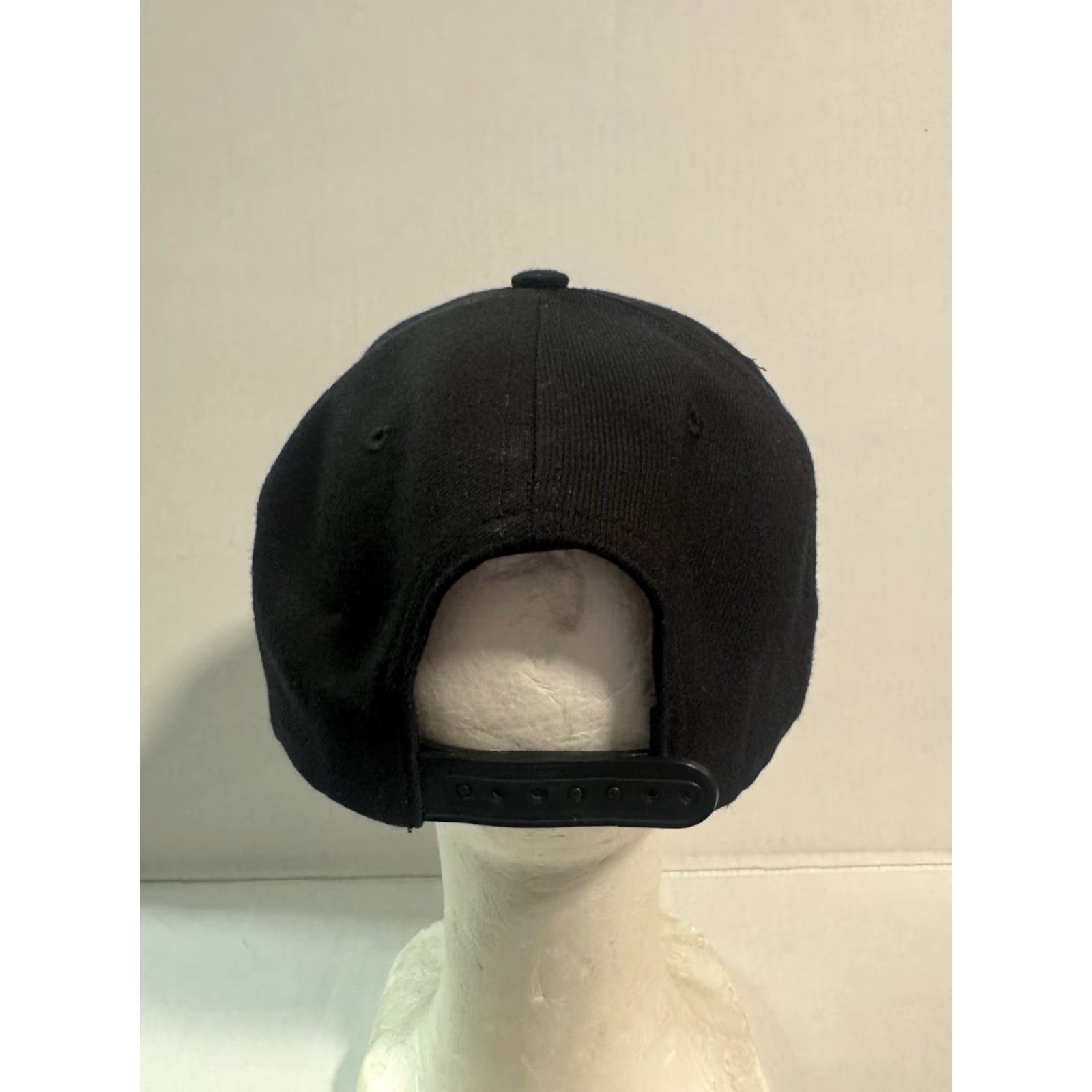 Vintage VINTAGE OVO Snapback Hat, OVO Brand, Men, One Size, Black, Knit Acrylic Wool, Hip Hop, 2012 Take Care Era, Drake HTF Size ONE SIZE - 5 Thumbnail