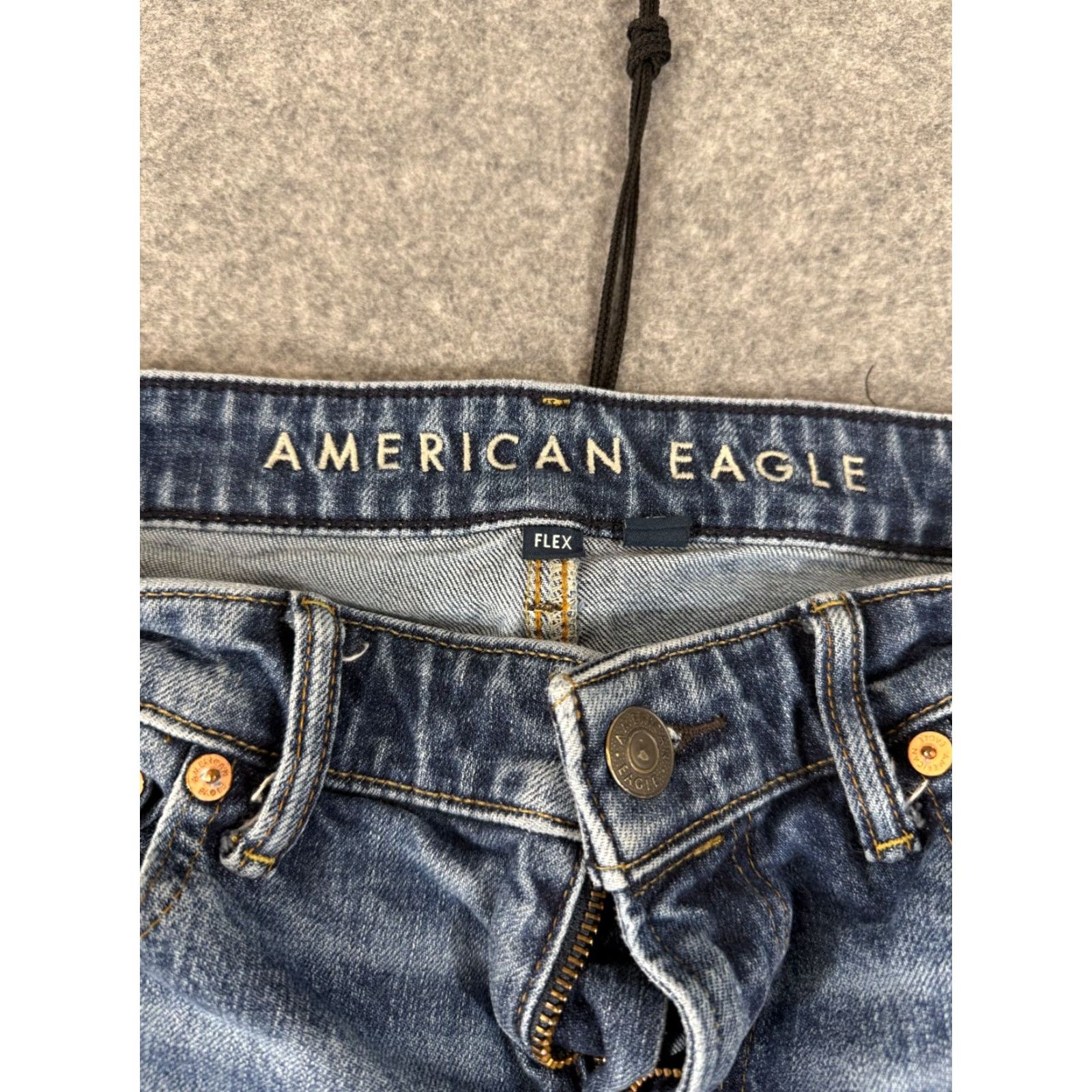 American Eagle Outfitters American Eagle Jeans Mens 32x36 Blue Denim Stretch Slim Straight Flex Whiskering Pockets 5-Pocket Design City Streetwear Y2K Mens Size US 32 / EU 48 - 5 Thumbnail
