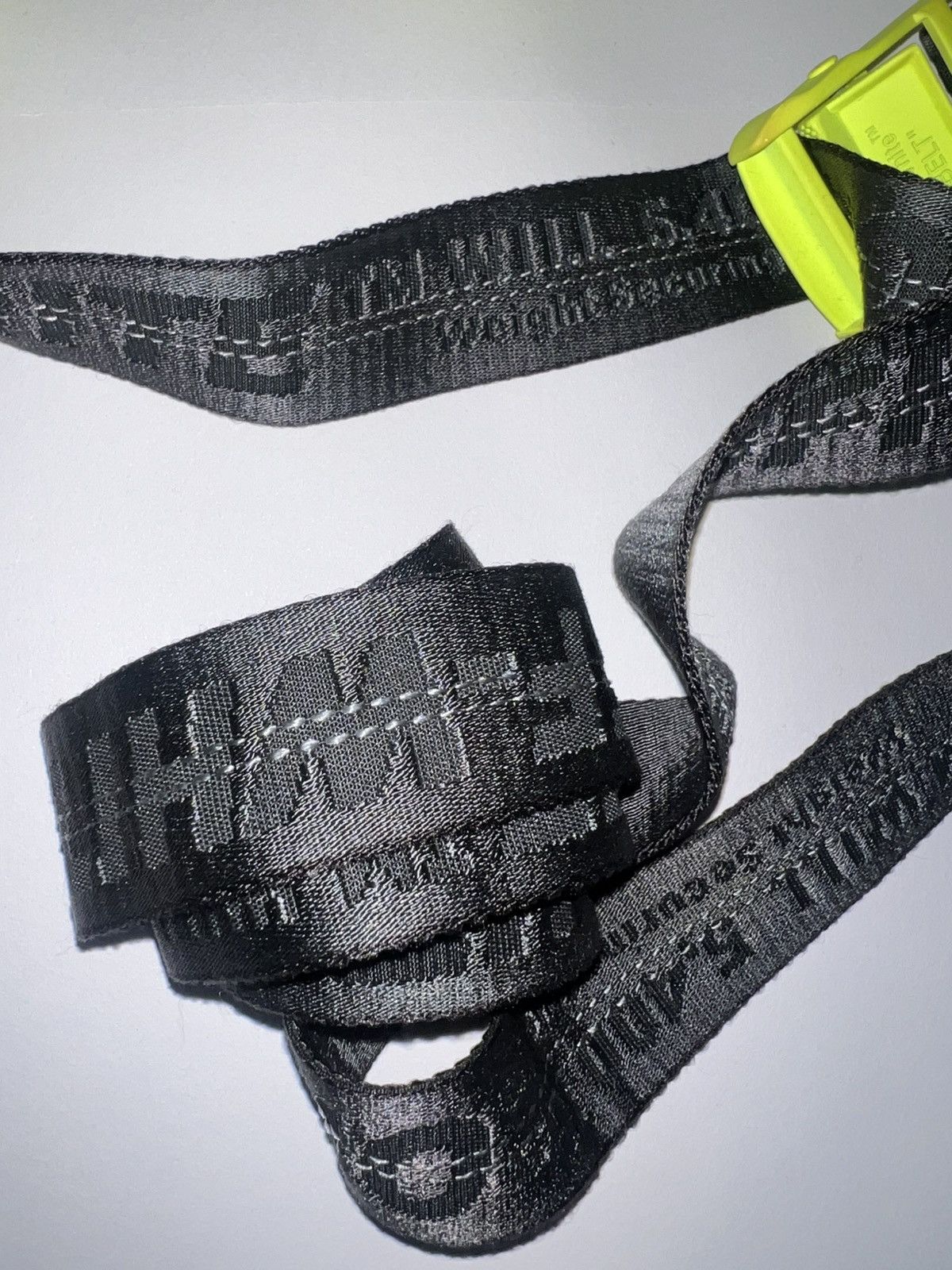 Off-White × Virgil Abloh Off-White Neon Green Black Python Print Belt Bag Virgil Size ONE SIZE - 10 Thumbnail