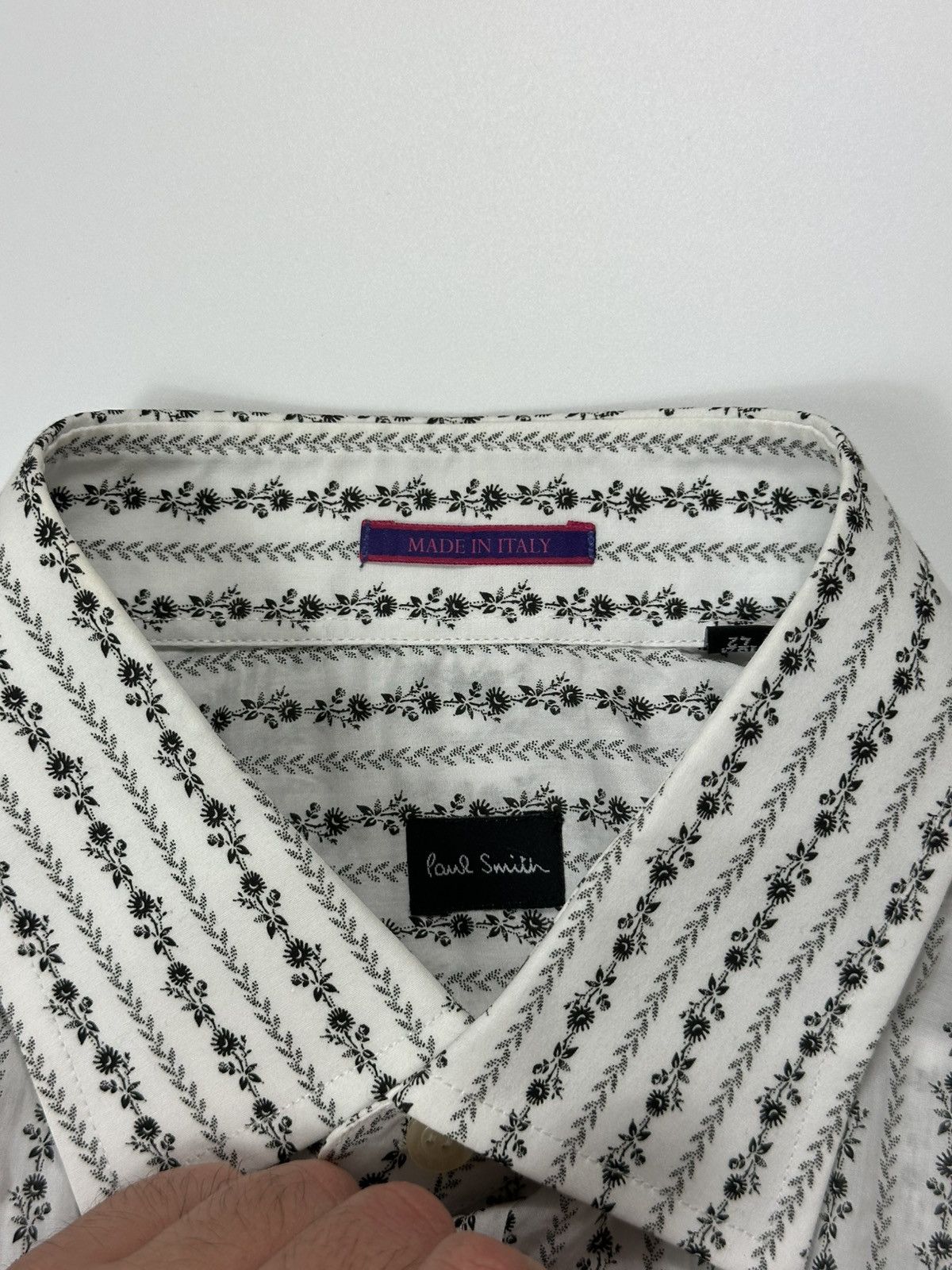 Paul Smith Paul Smith Monogram Dress Shirt 42/16 Size Italy Size US L / EU 52-54 / 3 - 9 Thumbnail