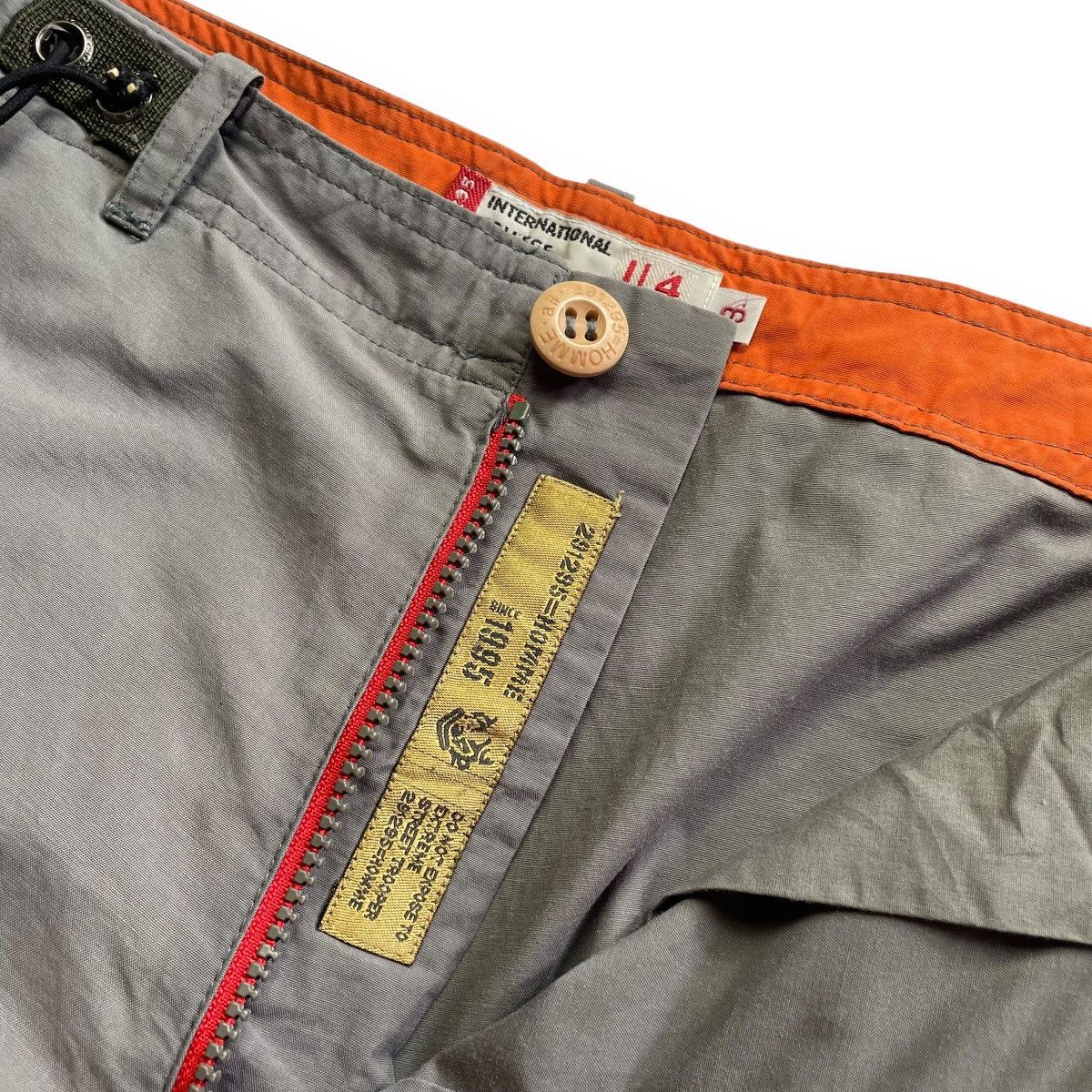 20471120 🇯🇵 291295 = HOMME 3 WAYS NYLON PARACHUTE CARGO PANTS Size US 34 / EU 50 - 11 Thumbnail