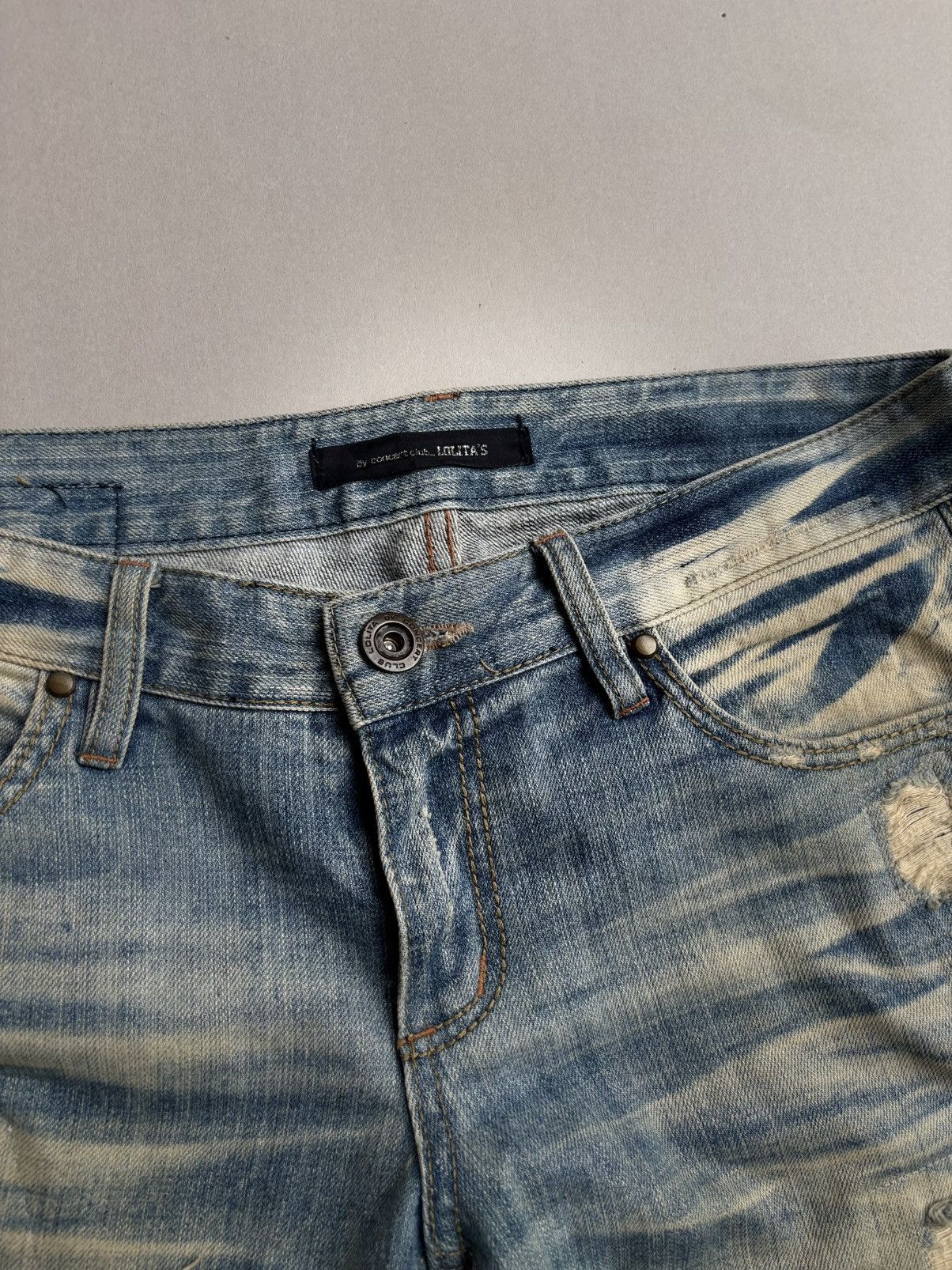 Japanese Brand Lolita phyton distressed jeans Size US 33 - 4 Thumbnail