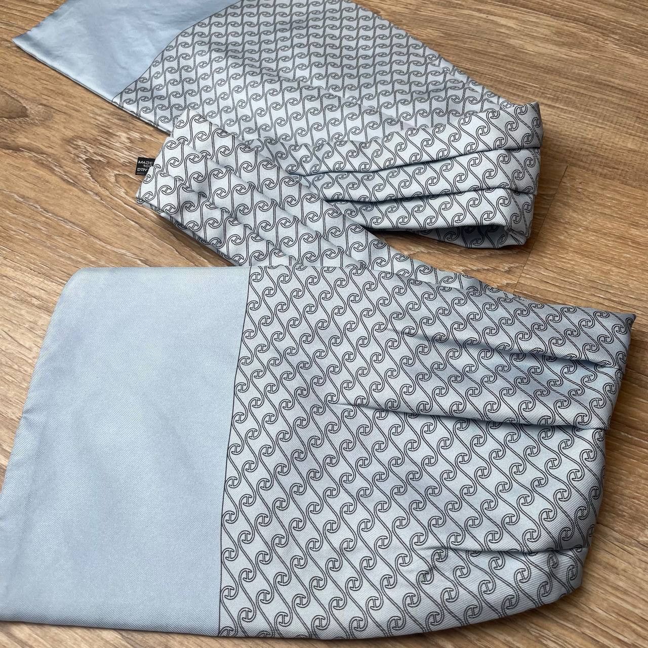 Hermes Hermes Paris Ascot Silk Tie Blue Geometry Size ONE SIZE - 5 Thumbnail