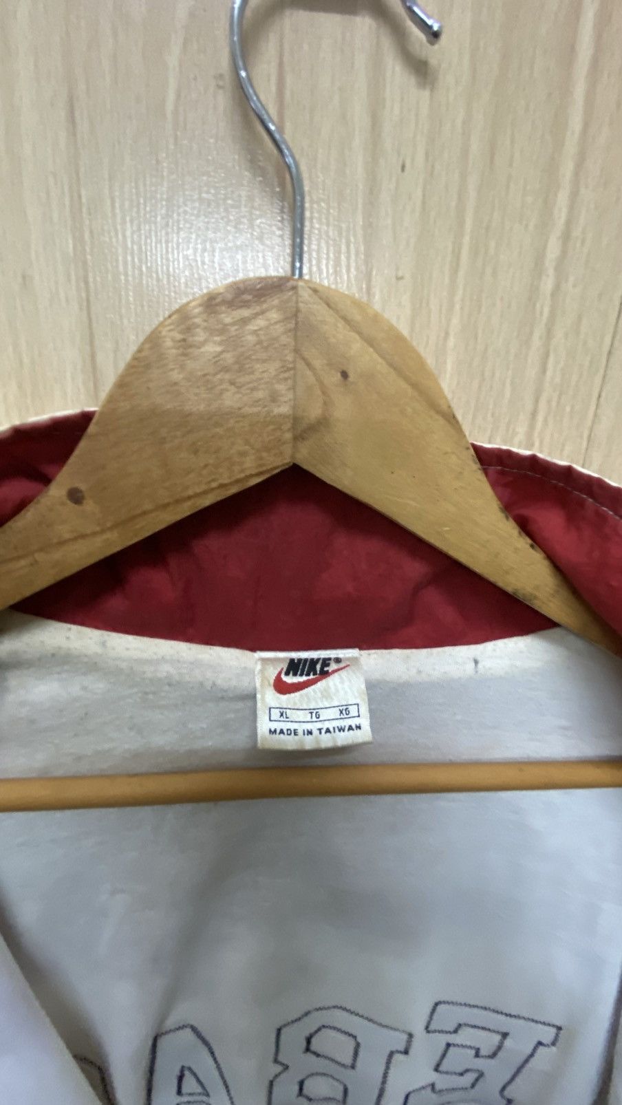 Vintage Vintage nike Size US XL / EU 56 / 4 - 14 Thumbnail