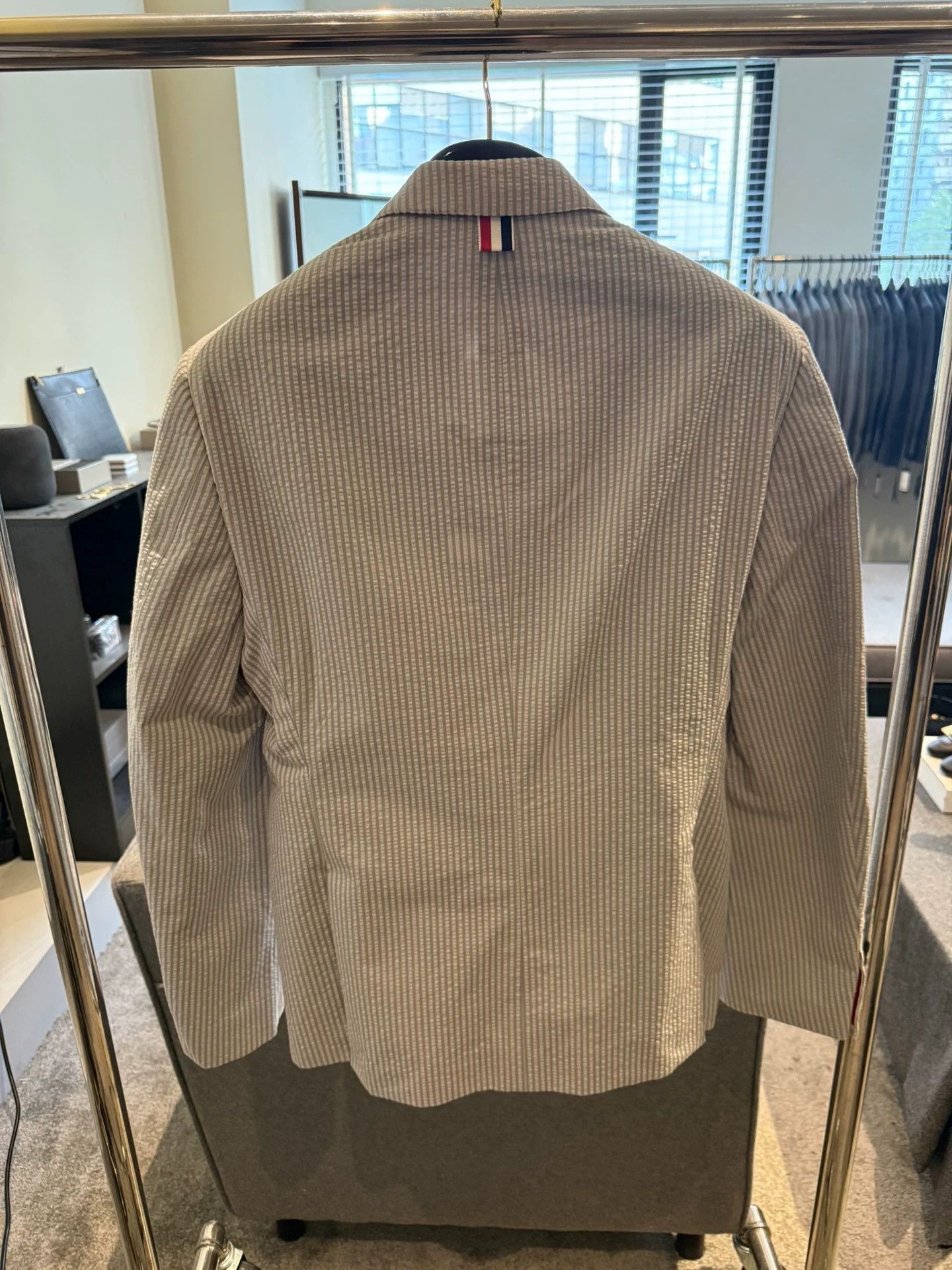 Thom Browne Thom Browne Seersucker Classic Suit Size 3 NWT Size US L / EU 52-54 / 3 - 2 Thumbnail