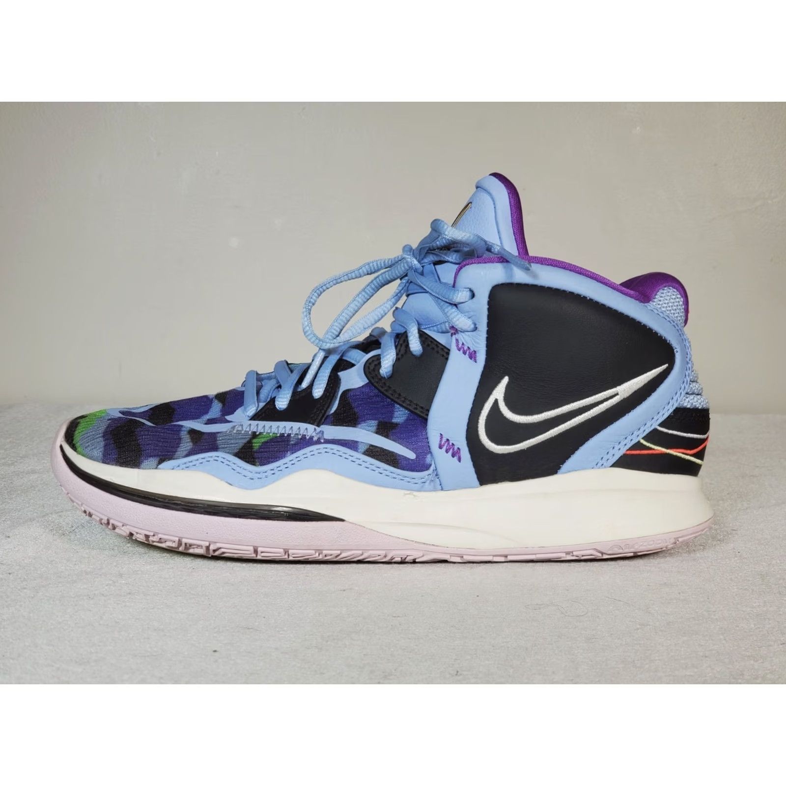 Nike NIKE Kyrie Infinity Basketball Sneakers Men US 8 Aluminum/Sail-Black CZ0204-400 Size US 8 / EU 41 - 5 Thumbnail