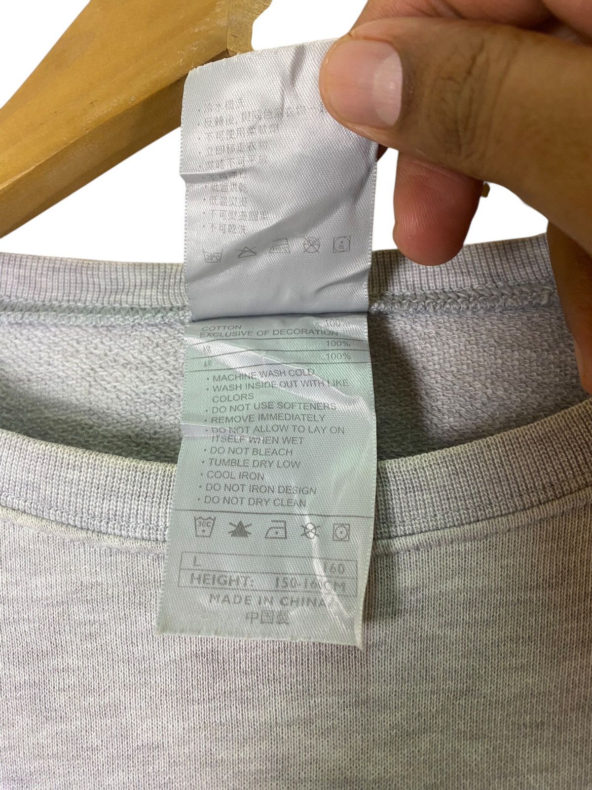 Nike × Vintage Vintage Nike Big Spellout Sweatshirt Size US L / EU 52-54 / 3 - 8 Thumbnail