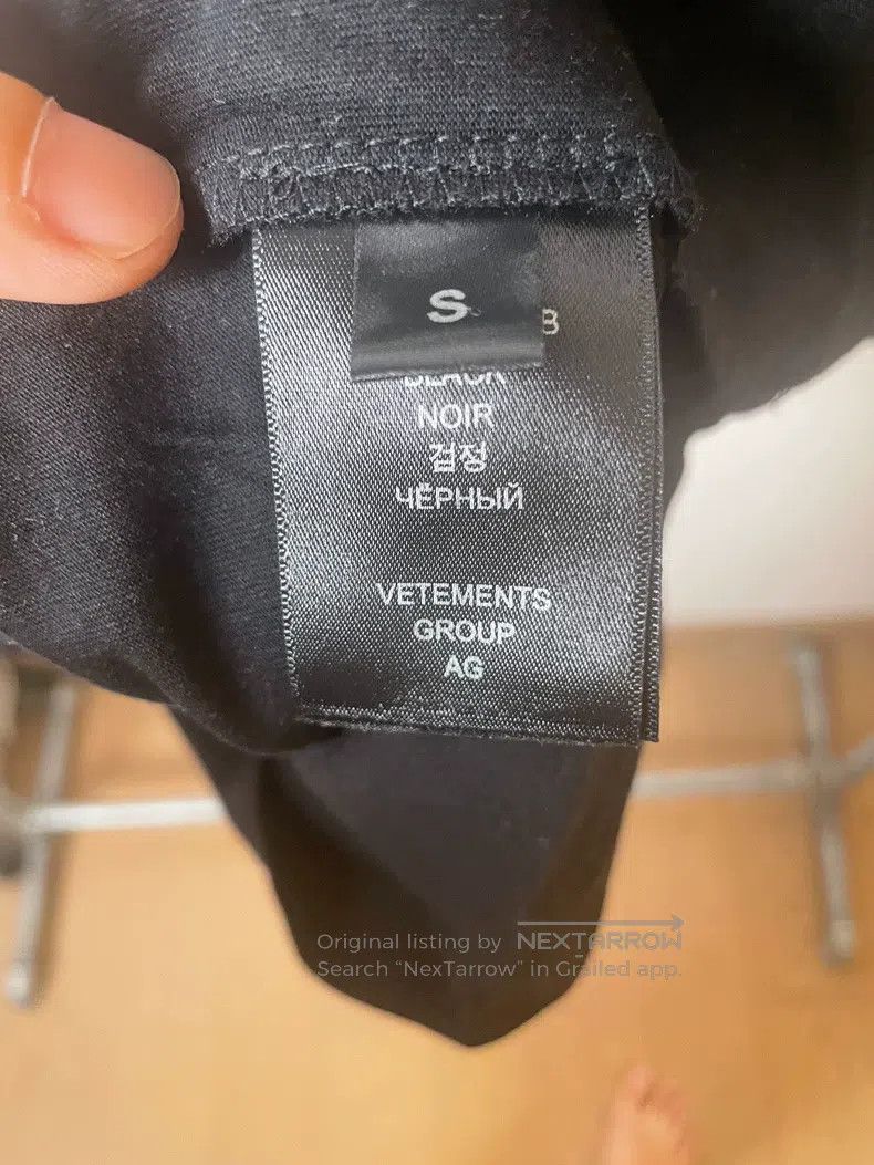 Vetements Vetements Branded Printed T-Shirt S Size Size US S / EU 44-46 / 1 - 4 Thumbnail
