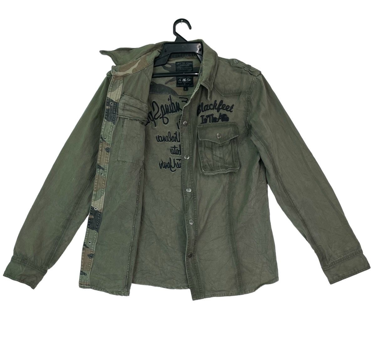 In The Attic × Japanese Brand In The Attic shirts jacket letterman military camo trim Size US L / EU 52-54 / 3 - 1 Thumbnail