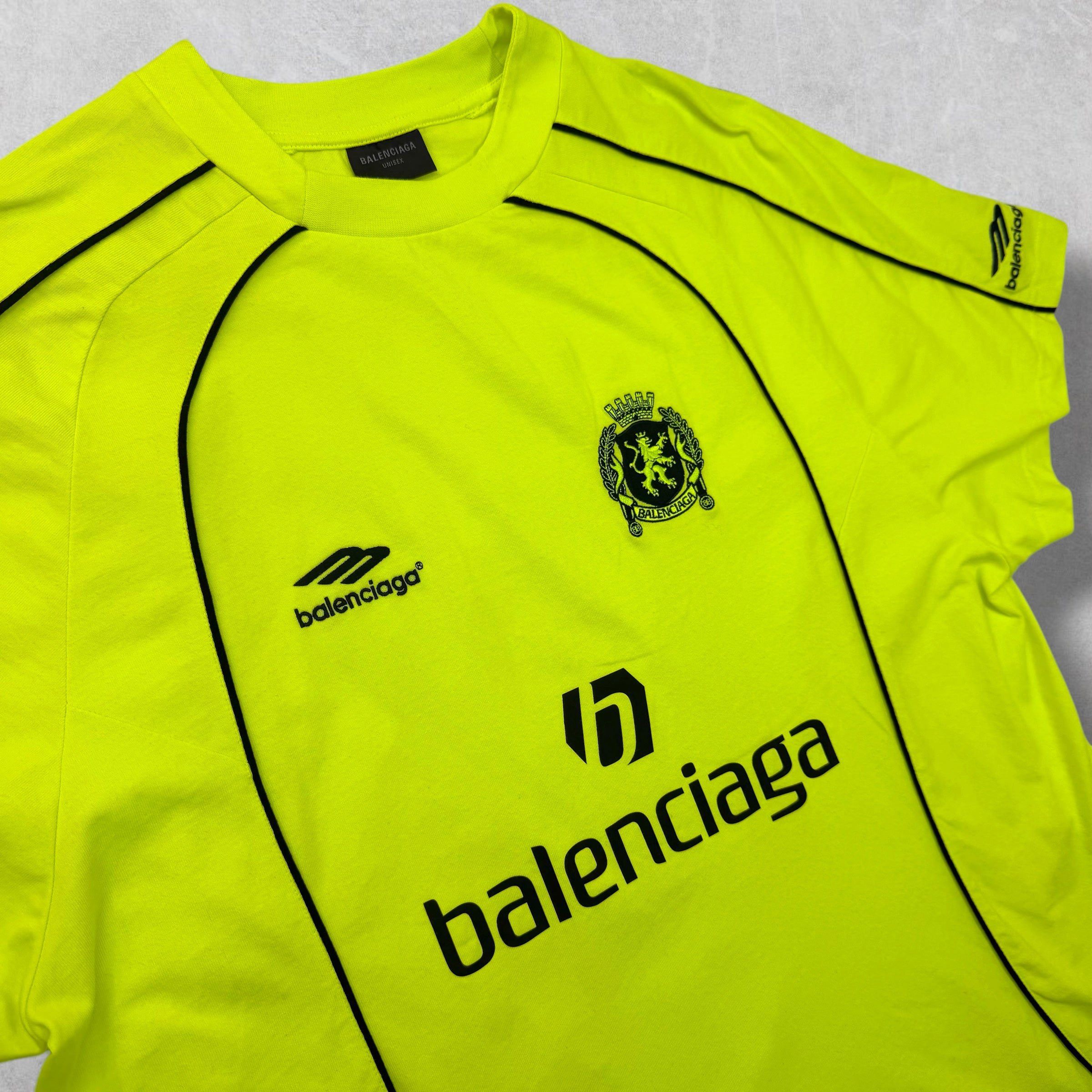 Balenciaga Balenciaga Paris Oversized Soccer Shirt Neon 1 (XL) Size US XL / EU 56 / 4 - 3 Thumbnail