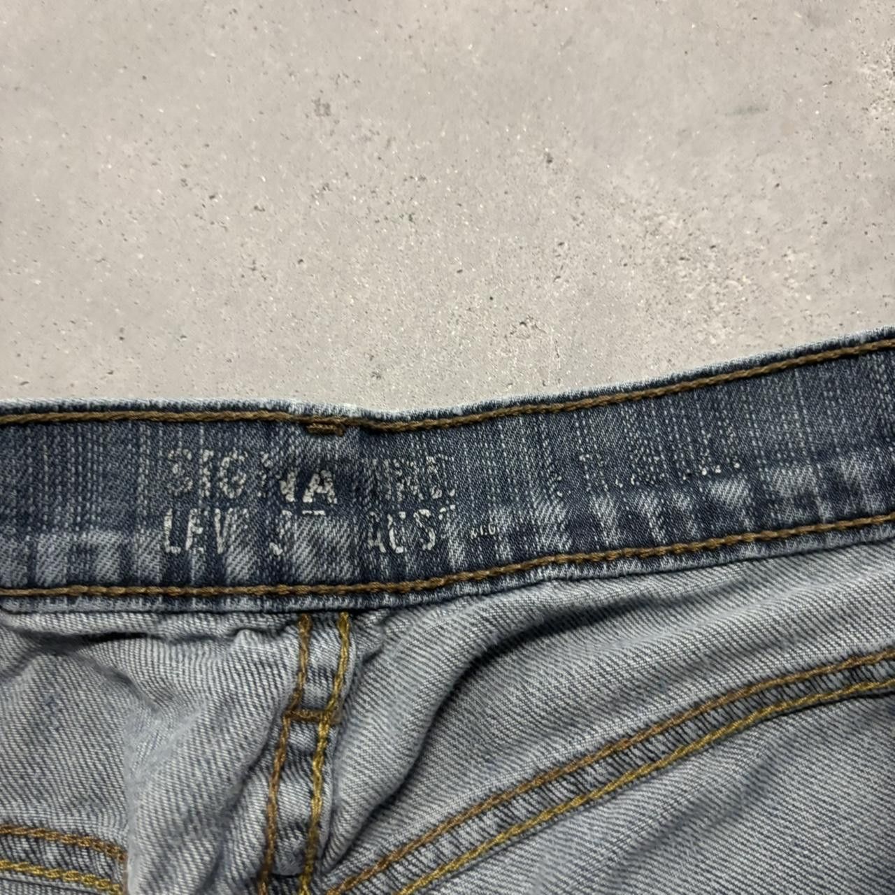 Levi's × Vintage Crazy Vintage Y2K/2000s Grunge Faded Wash Levis Denim Jeans! Size US 28 / EU 44 - 8 Thumbnail