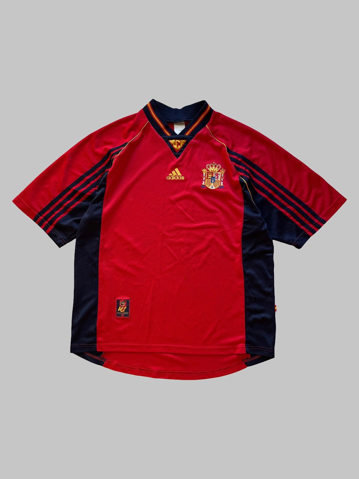 Band Tees 1998-99 Spain Adidas Vintage Home Soccer T Shirt Jersey Size US XL / EU 56 / 4 - 1 Thumbnail