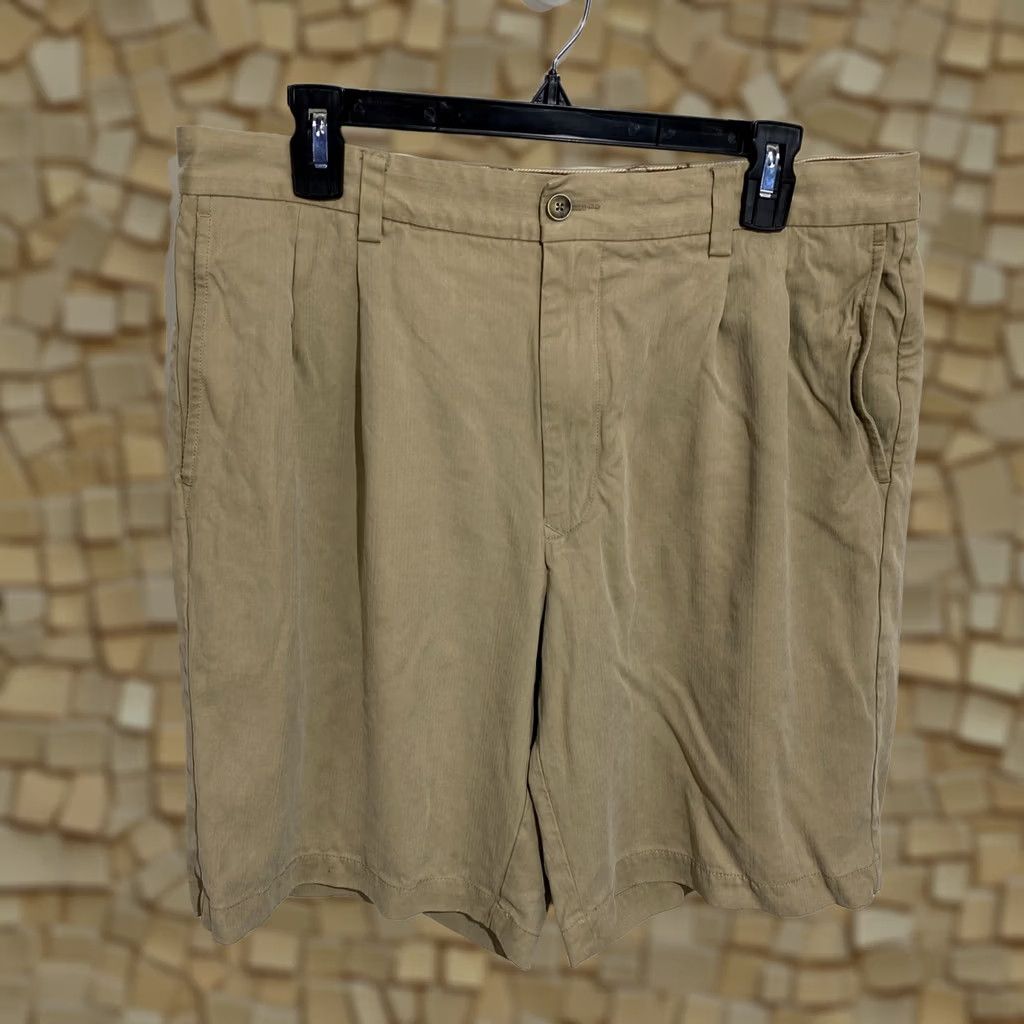 Tommy Bahama Tommy Bahama Island Bamboo Mens 34 Chino Shorts Beige Pleated Front Silk Blend Size US 34 / EU 50 - 1 Thumbnail